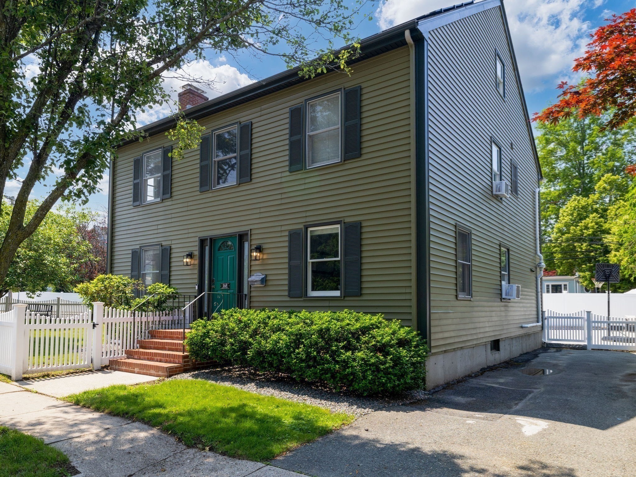 west-roxbury - #73392508