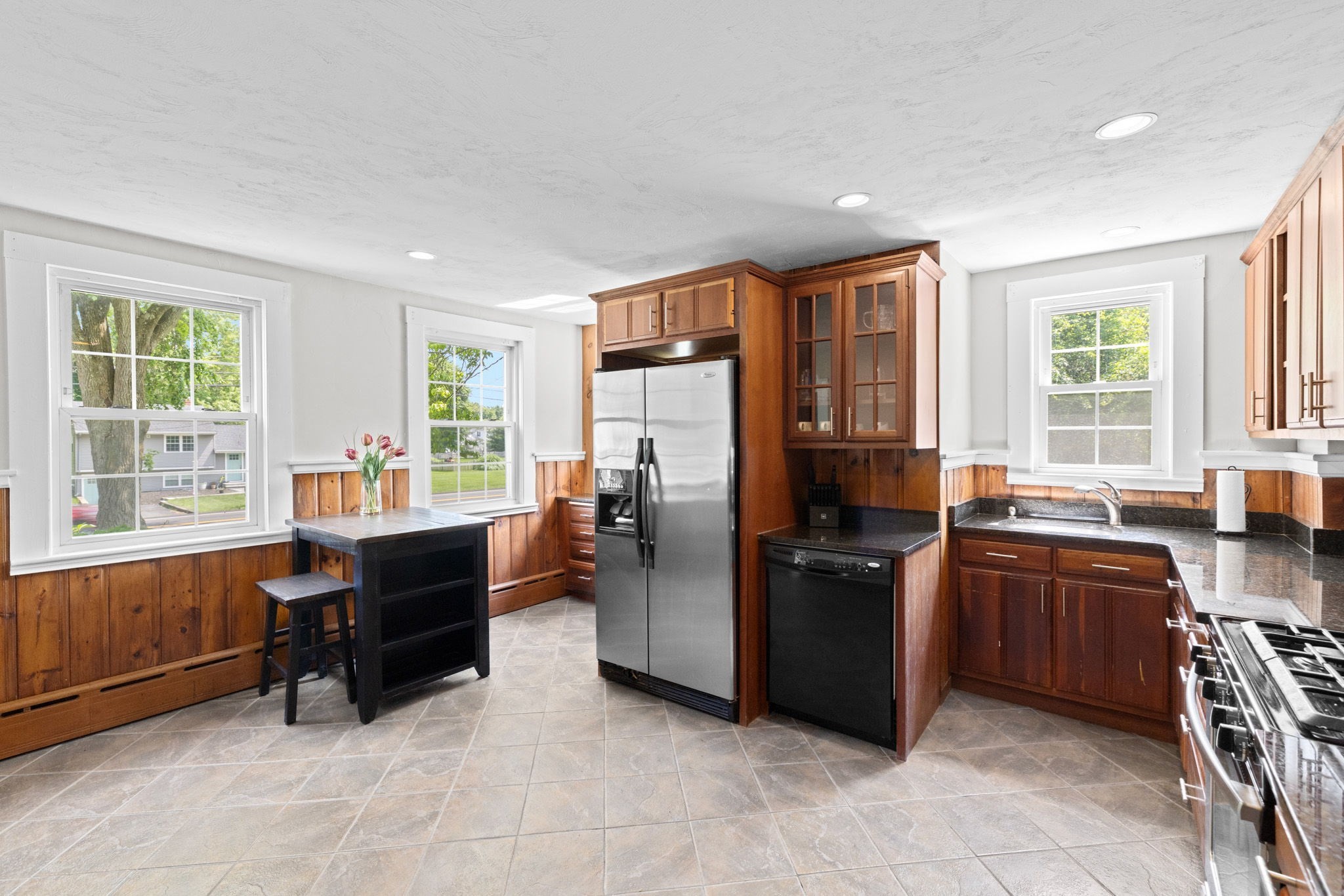 553 Center St, Hanover, MA 02339 - Image 13