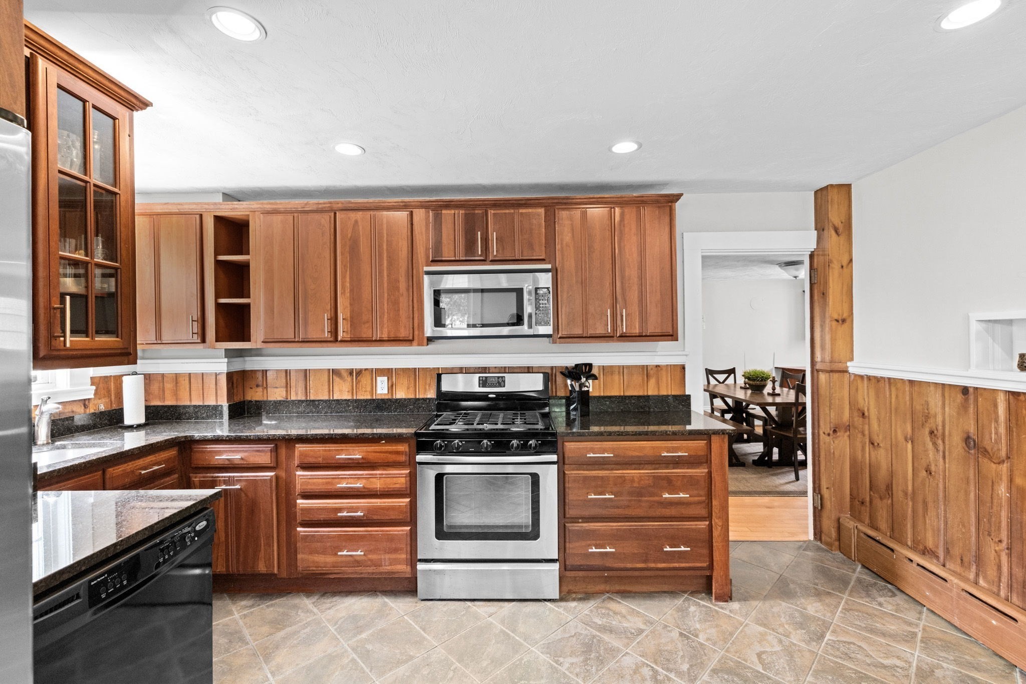 553 Center St, Hanover, MA 02339 - Image 16