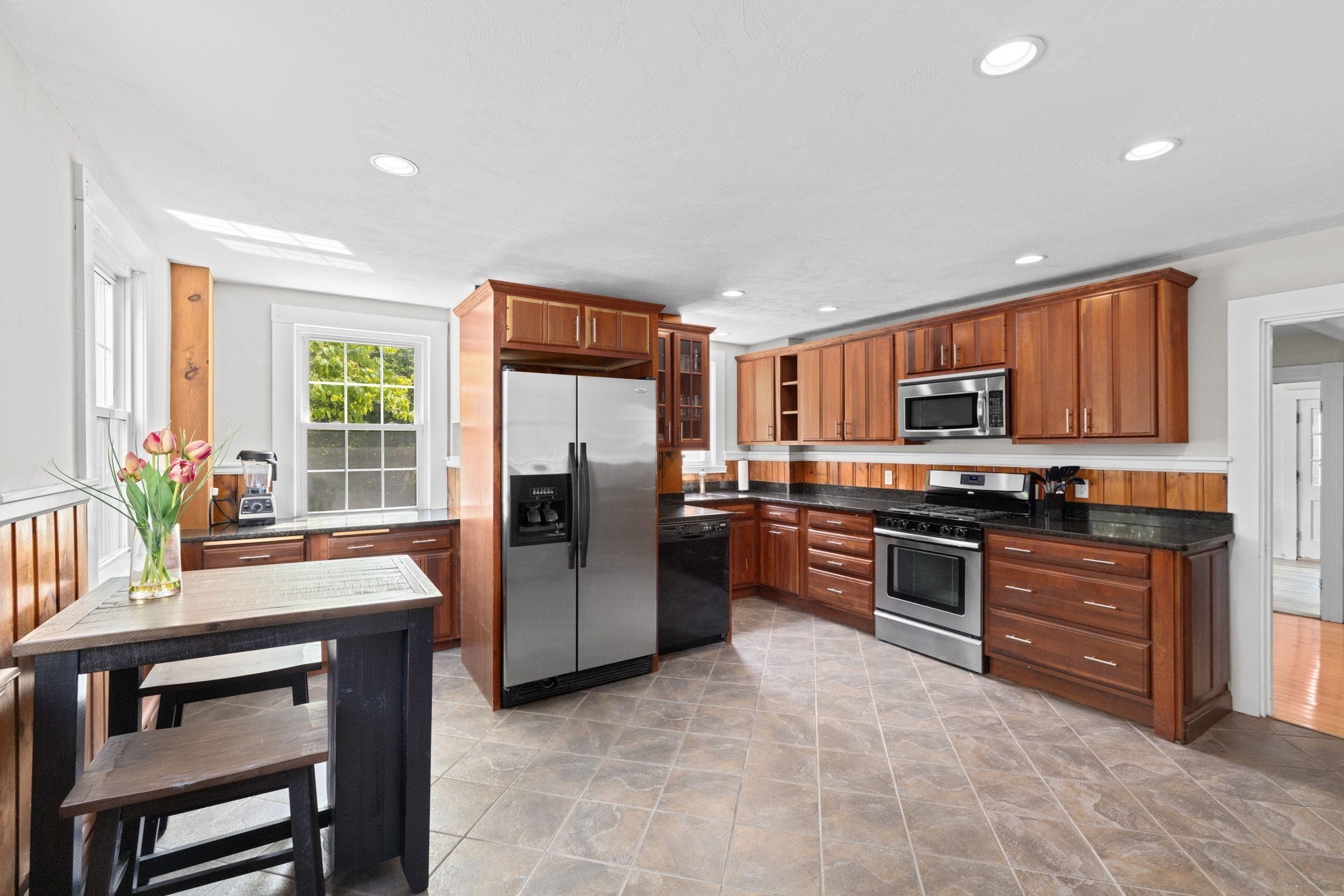 553 Center St, Hanover, MA 02339 - Image 8