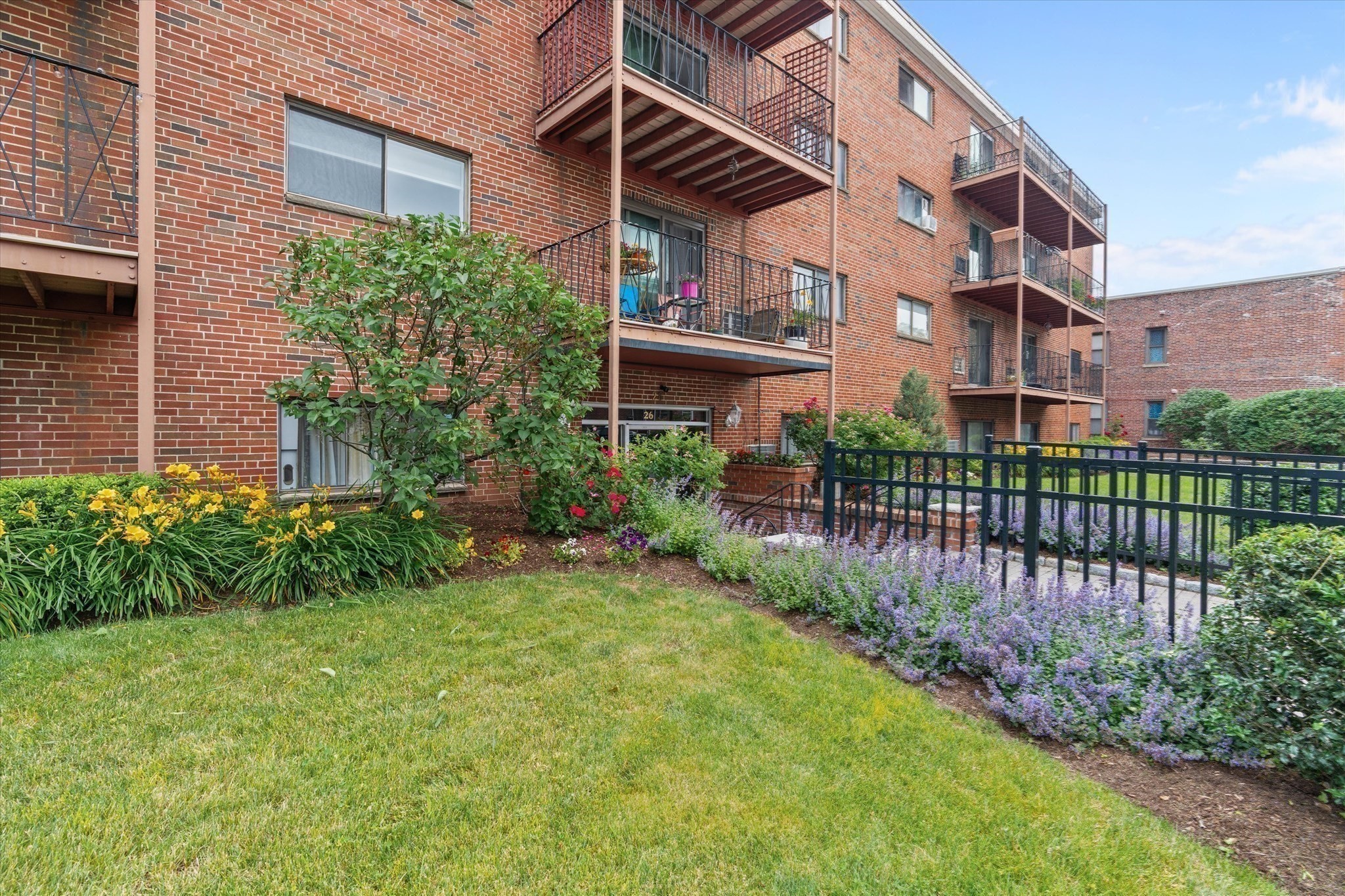 26 Waverly St Unit 410, Lower Allston, Boston, MA 02135 - Image 22