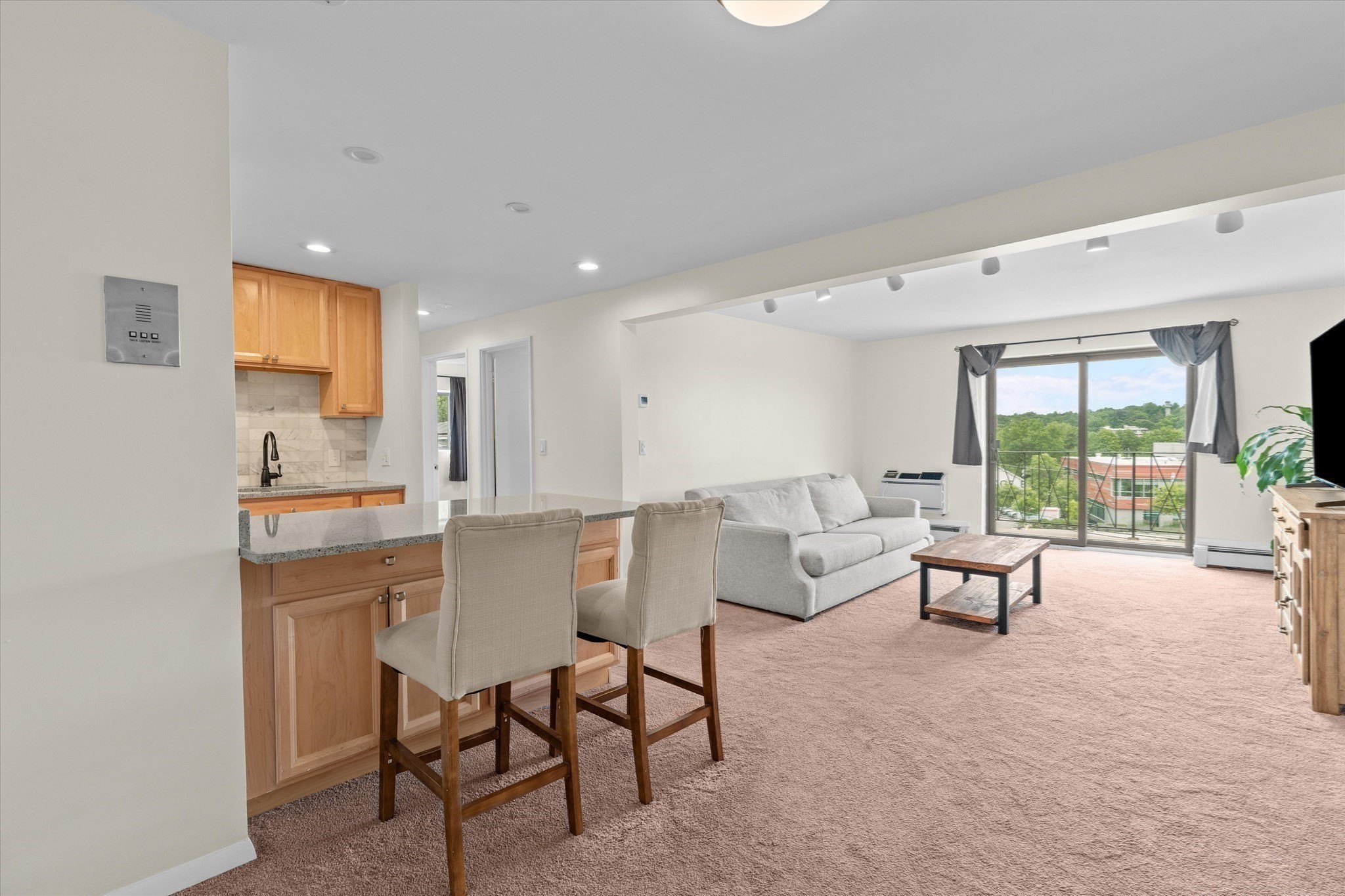 26 Waverly St Unit 410, Lower Allston, Boston, MA 02135 - Image 4