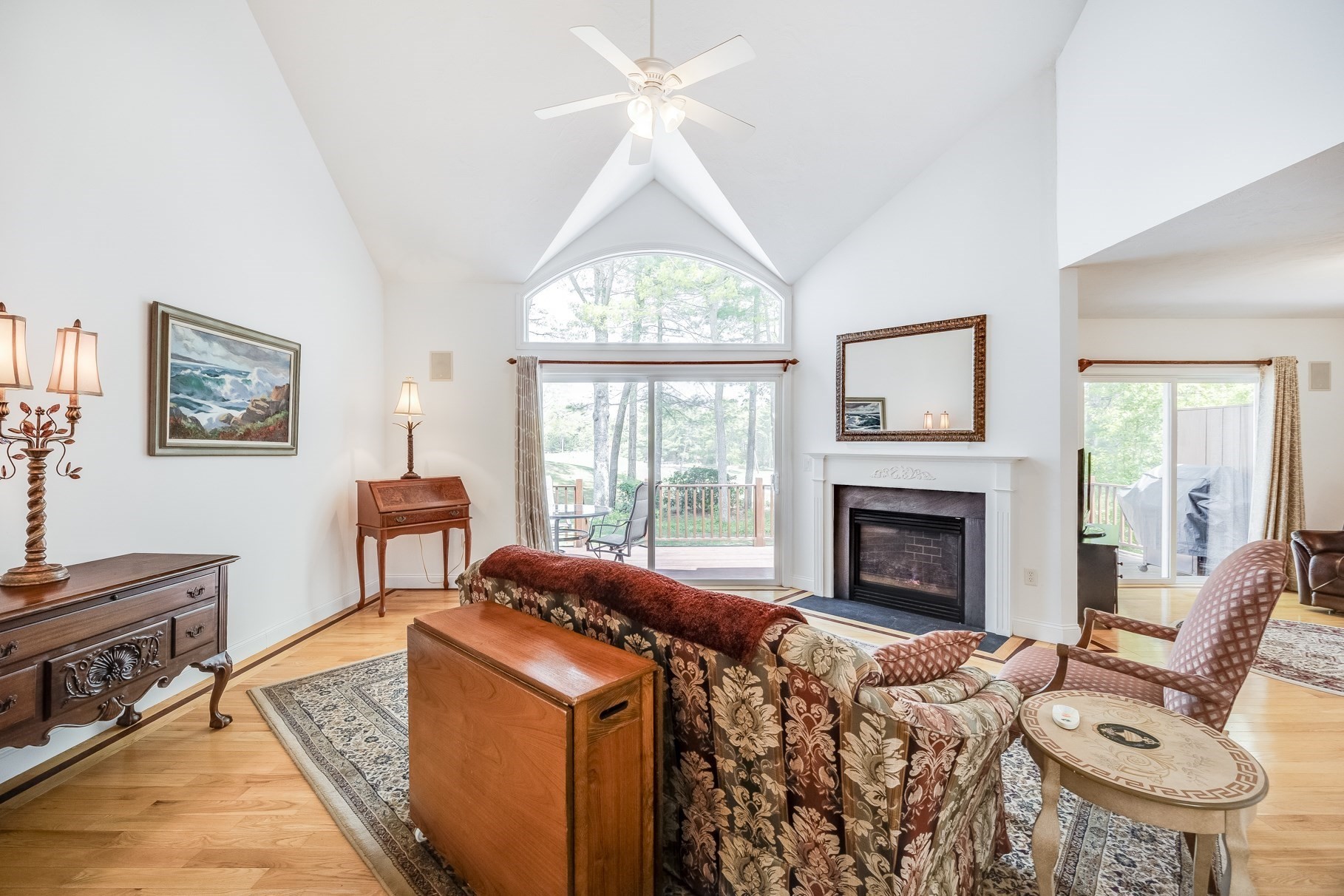 13 Laurel Hill Ct Unit 13, Bourne, MA 02532