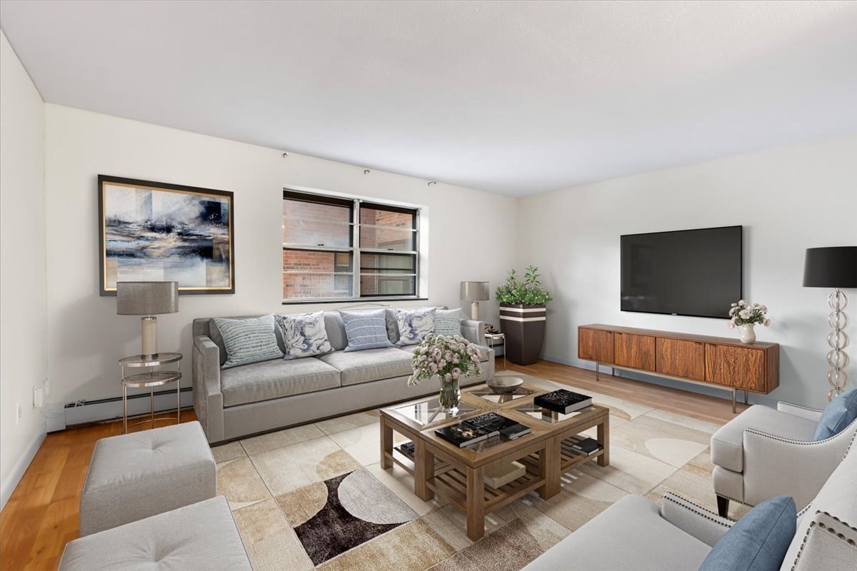 west-roxbury - #73392990