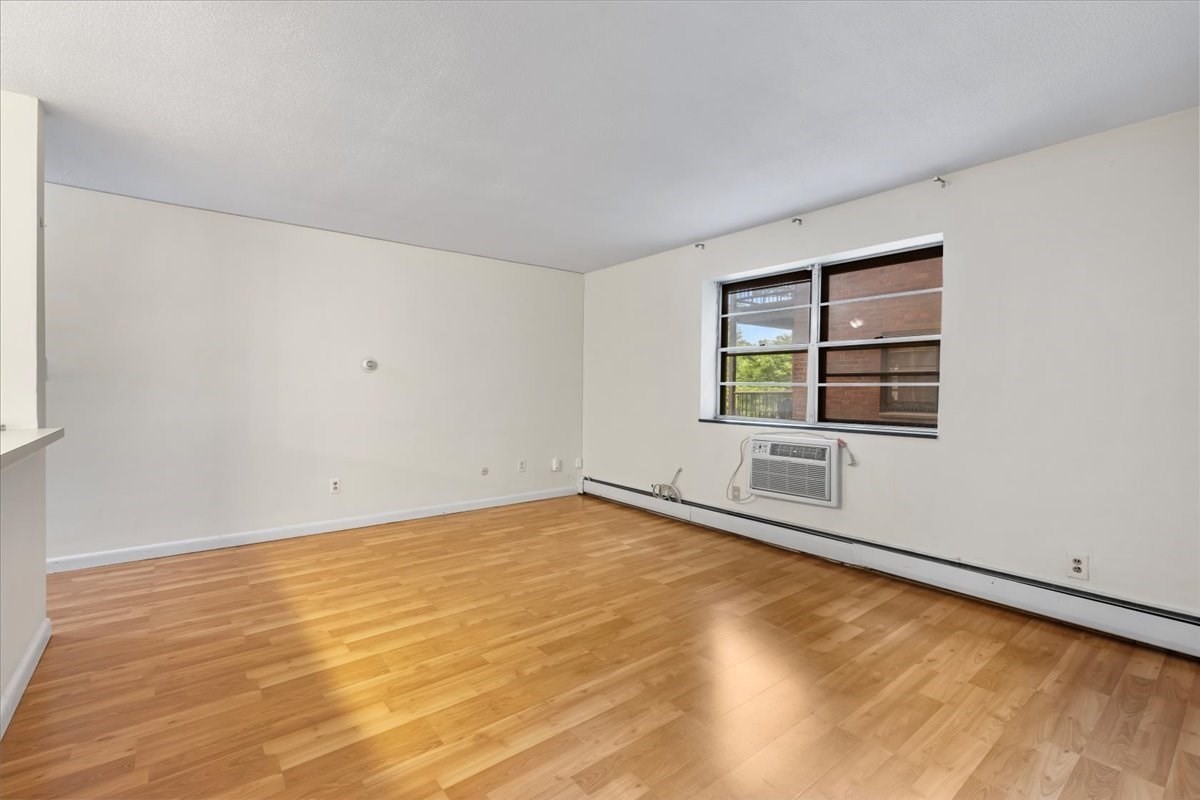 west-roxbury - #73392990