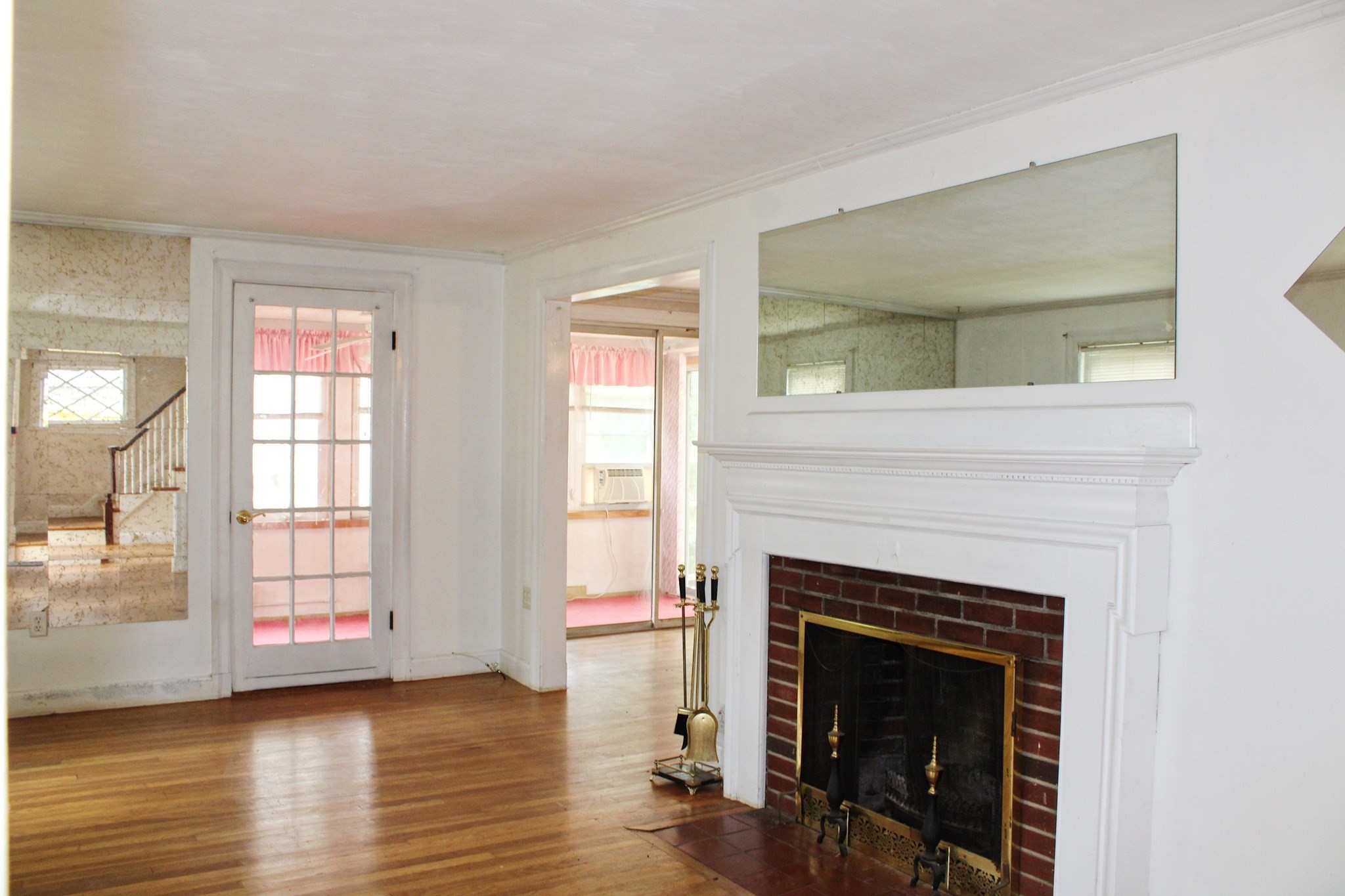 stoneham - #73393116
