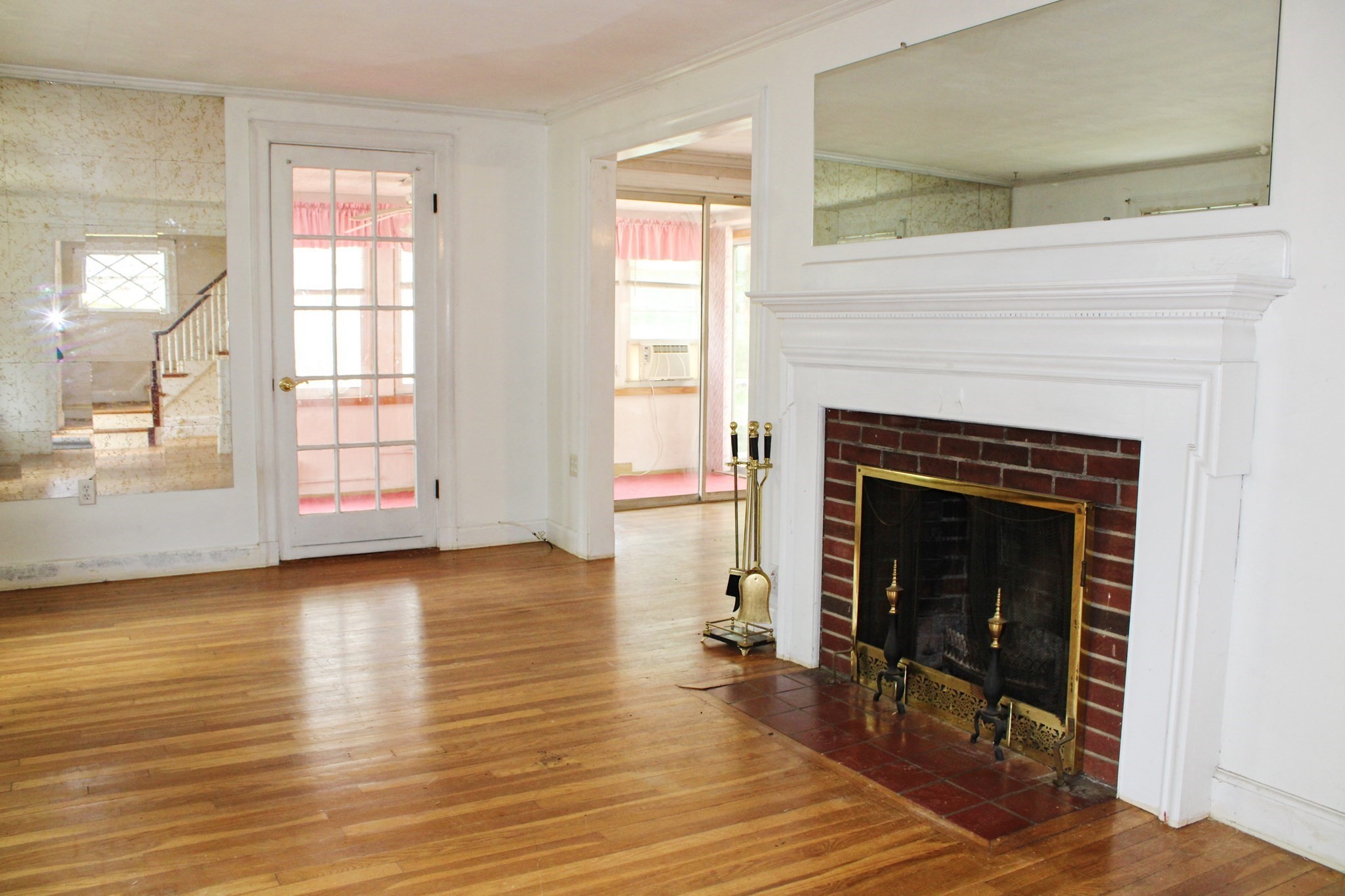 stoneham - #73393116