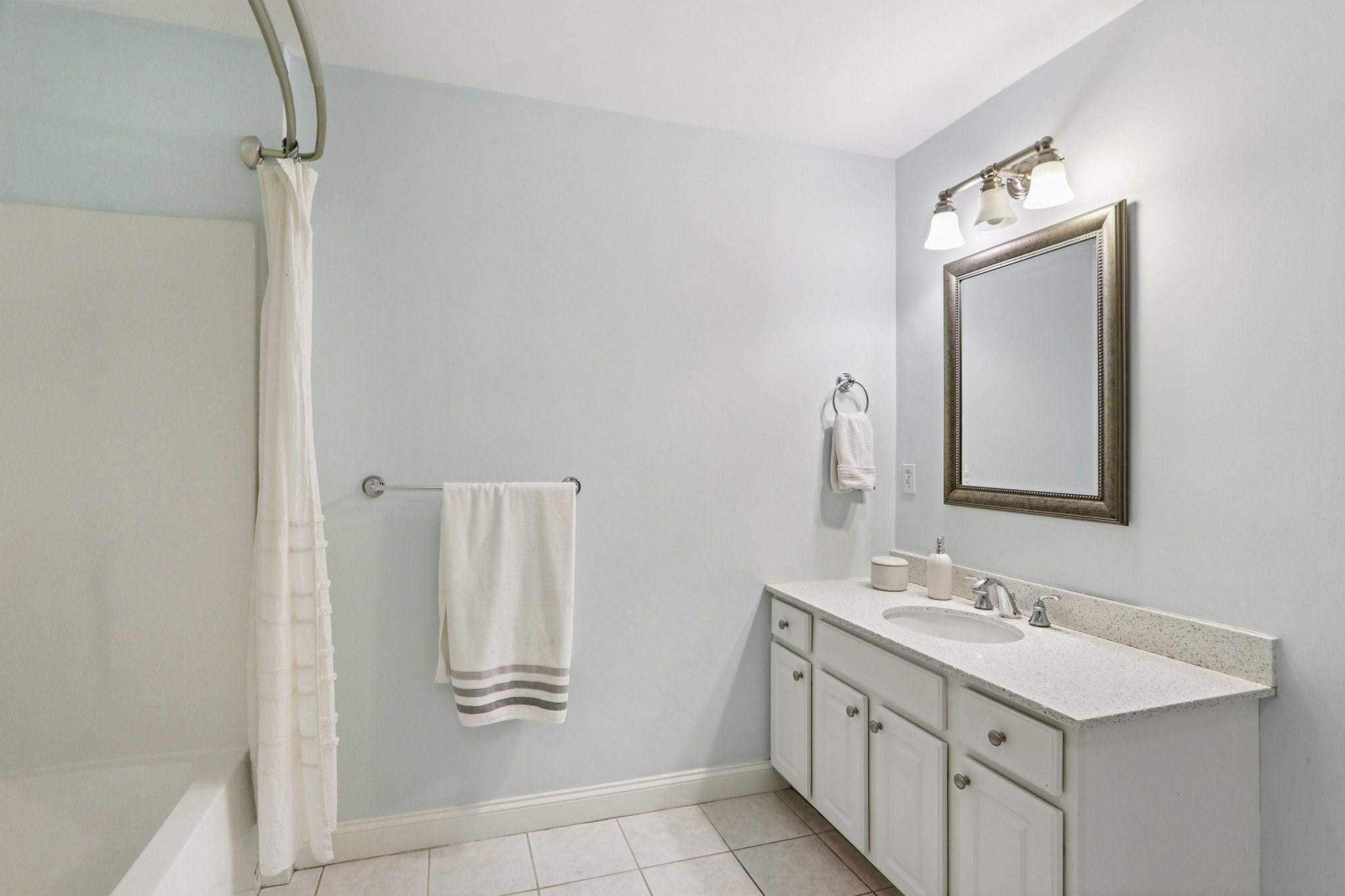 newburyport - #73393143