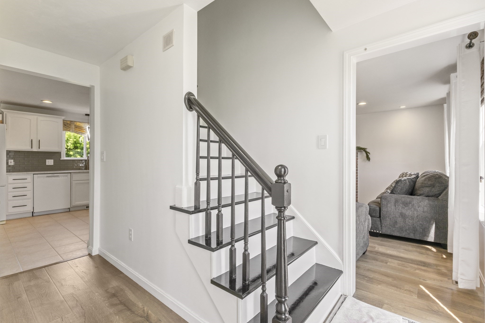 6 Fleuette Drive, Bellingham, MA 02019 - Image 13