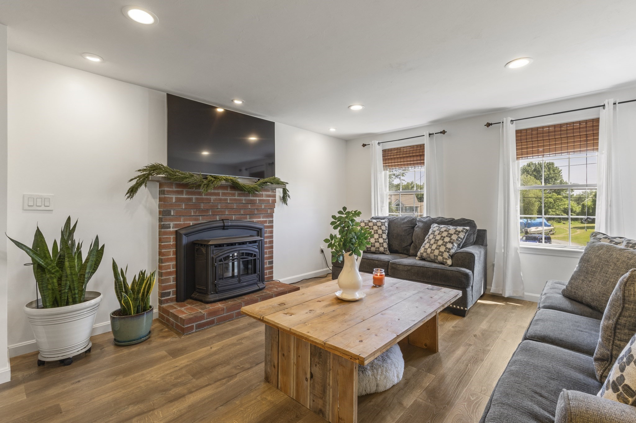 6 Fleuette Drive, Bellingham, MA 02019 - Image 4