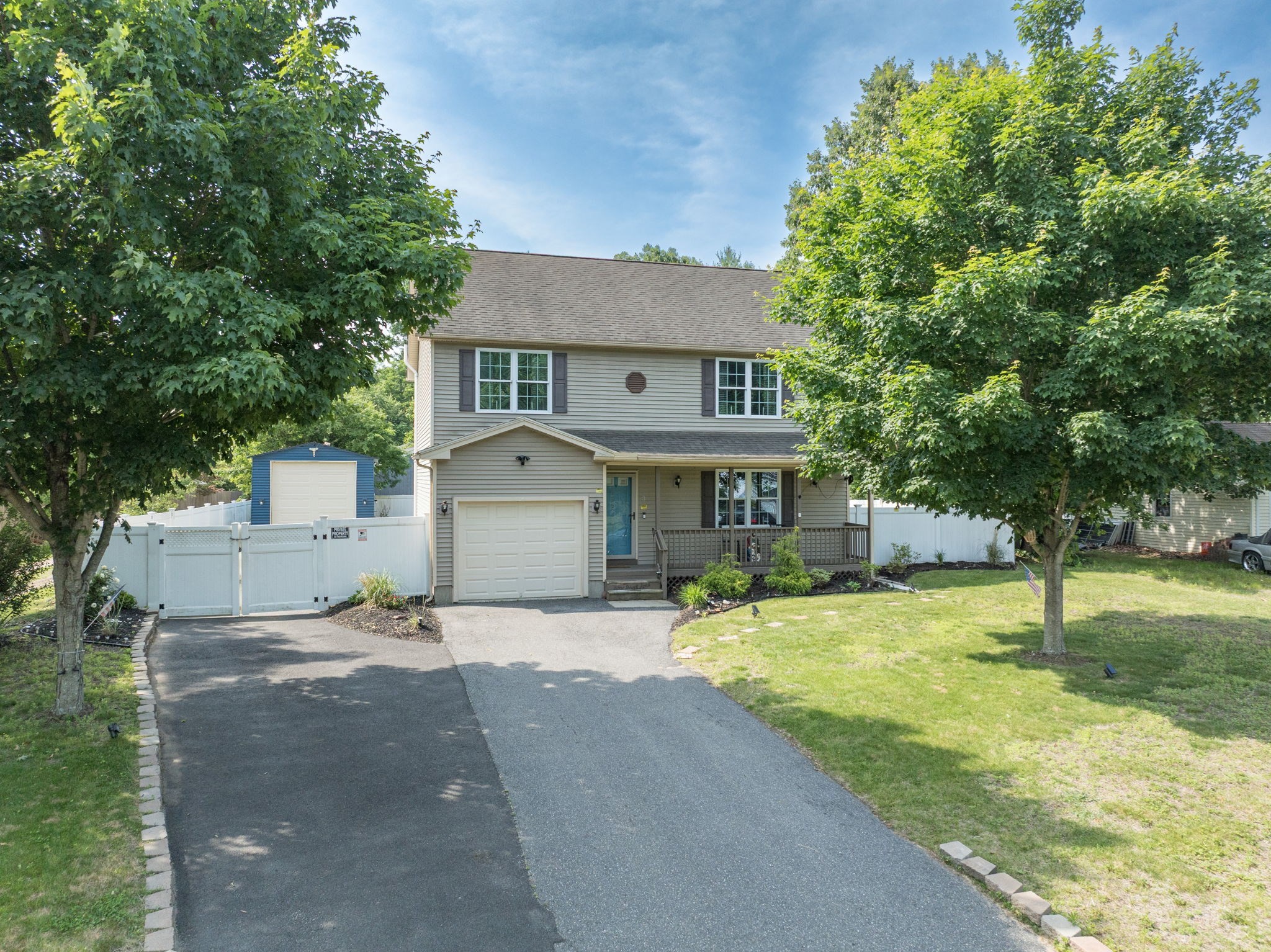 31 Acrebrook Rd, Springfield, MA 01129 - Image 2