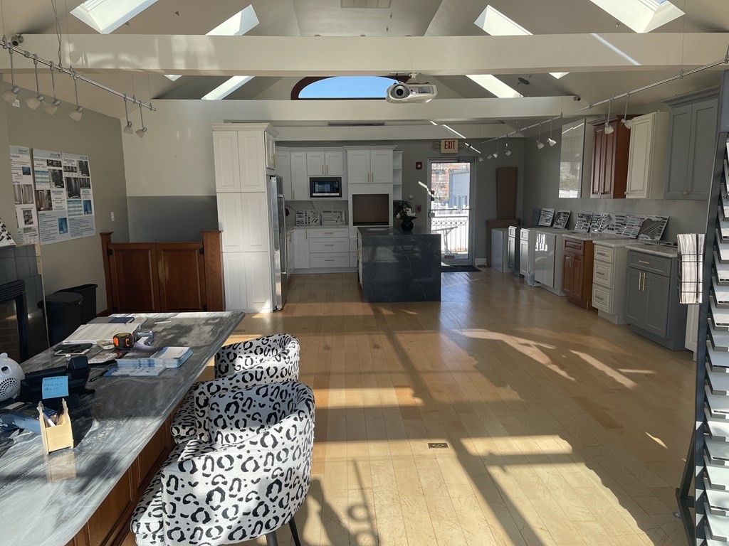 framingham - #73393434
