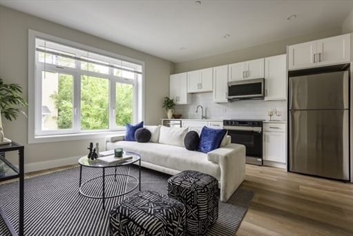 394 McGrath Highway, Apt 403