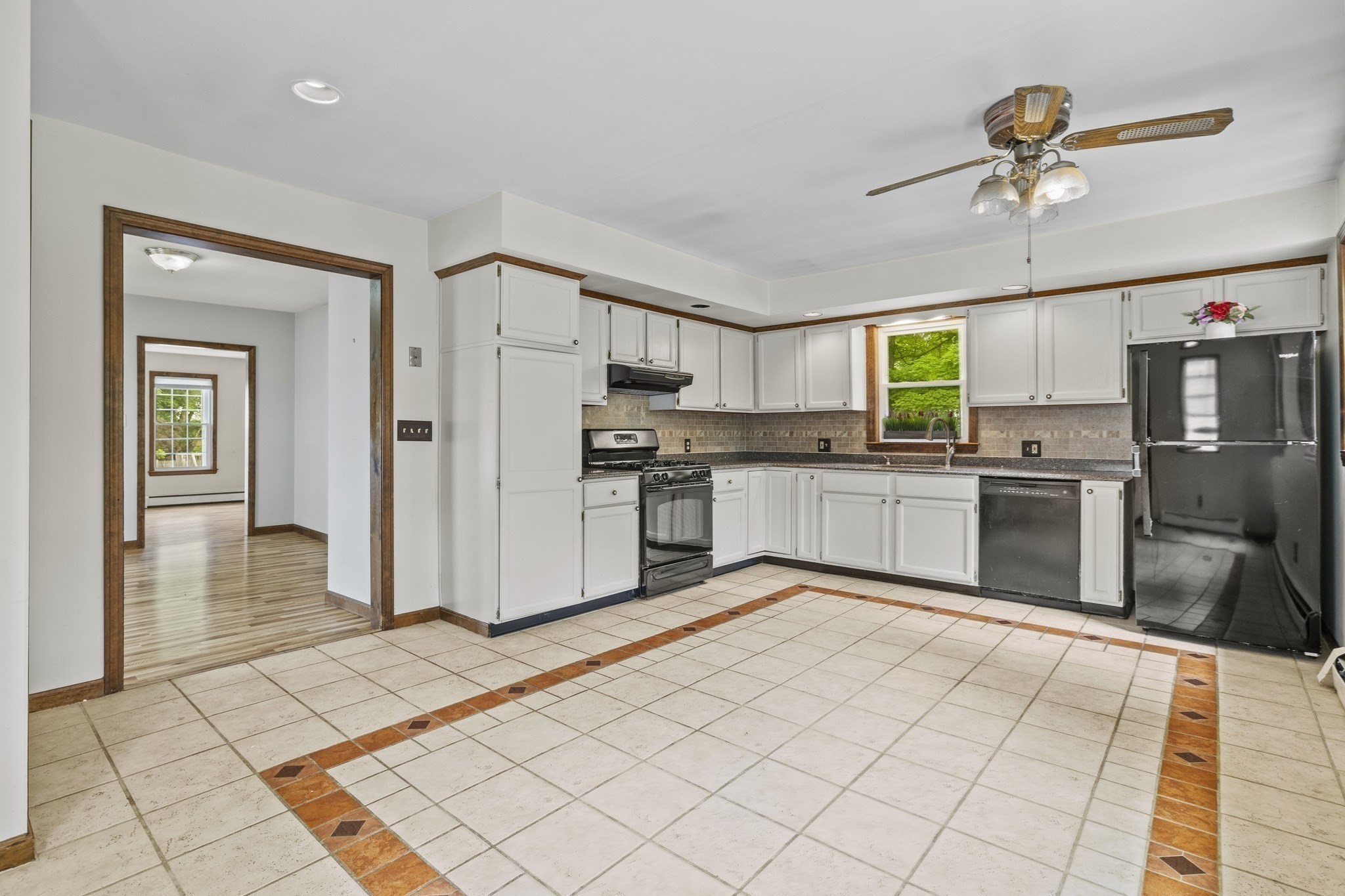 32 Dale St, Franklin, MA 02038 - Image 17