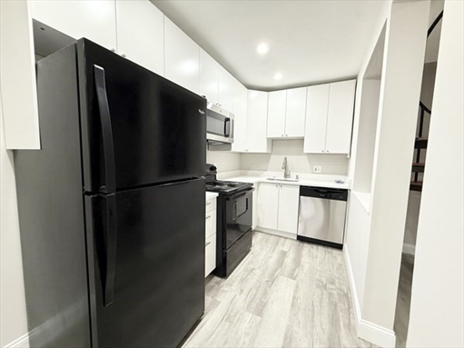15 Ruggles St, Apt 3