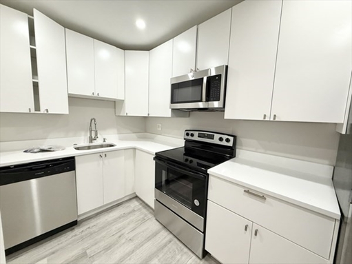 15 Ruggles St, Apt 6