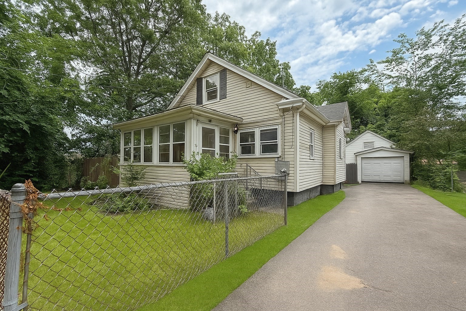 23 Eldert St, Springfield, MA 01109 - Image 4