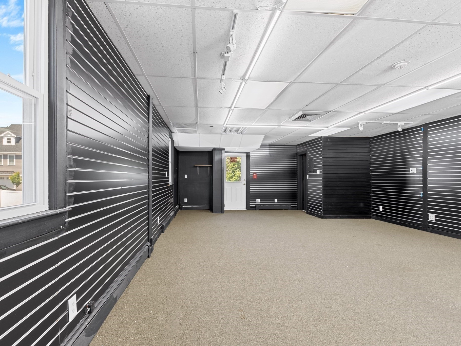 35 W Main St Unit 1, Georgetown, MA 01833 - Image 4