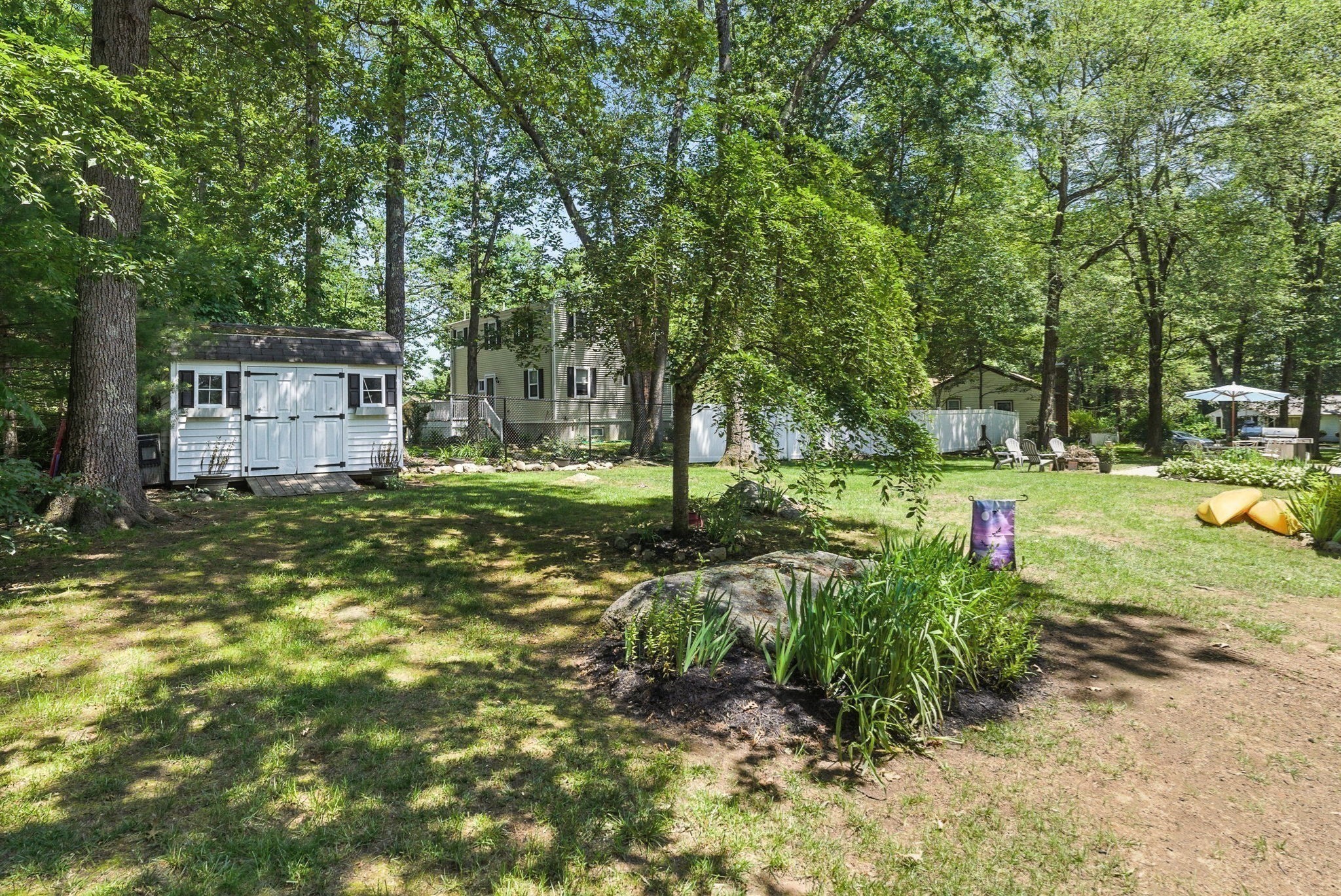 hopkinton - #73393992