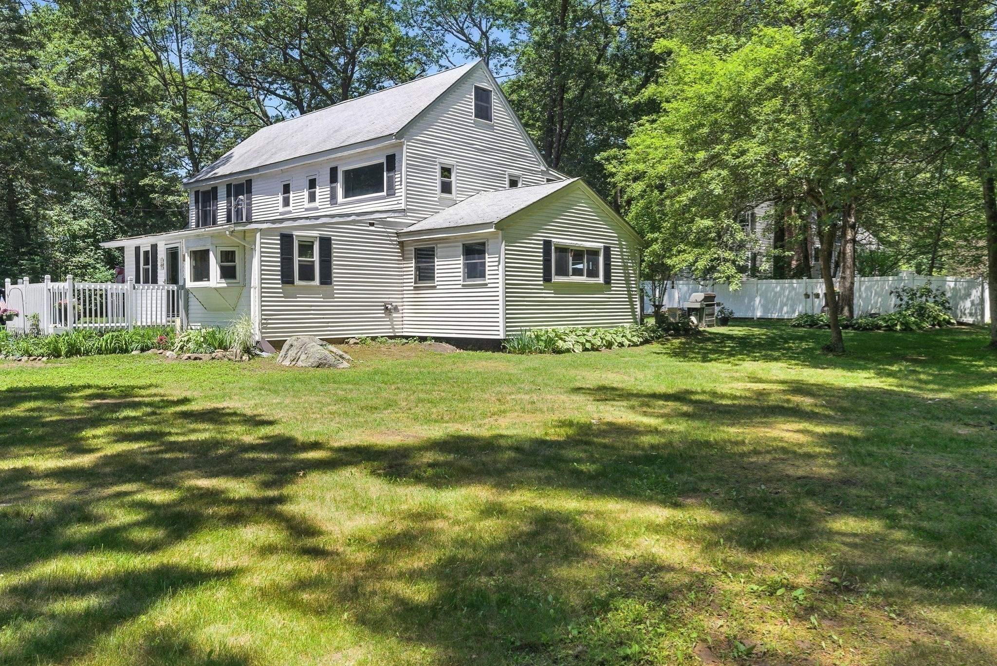 hopkinton - #73393992