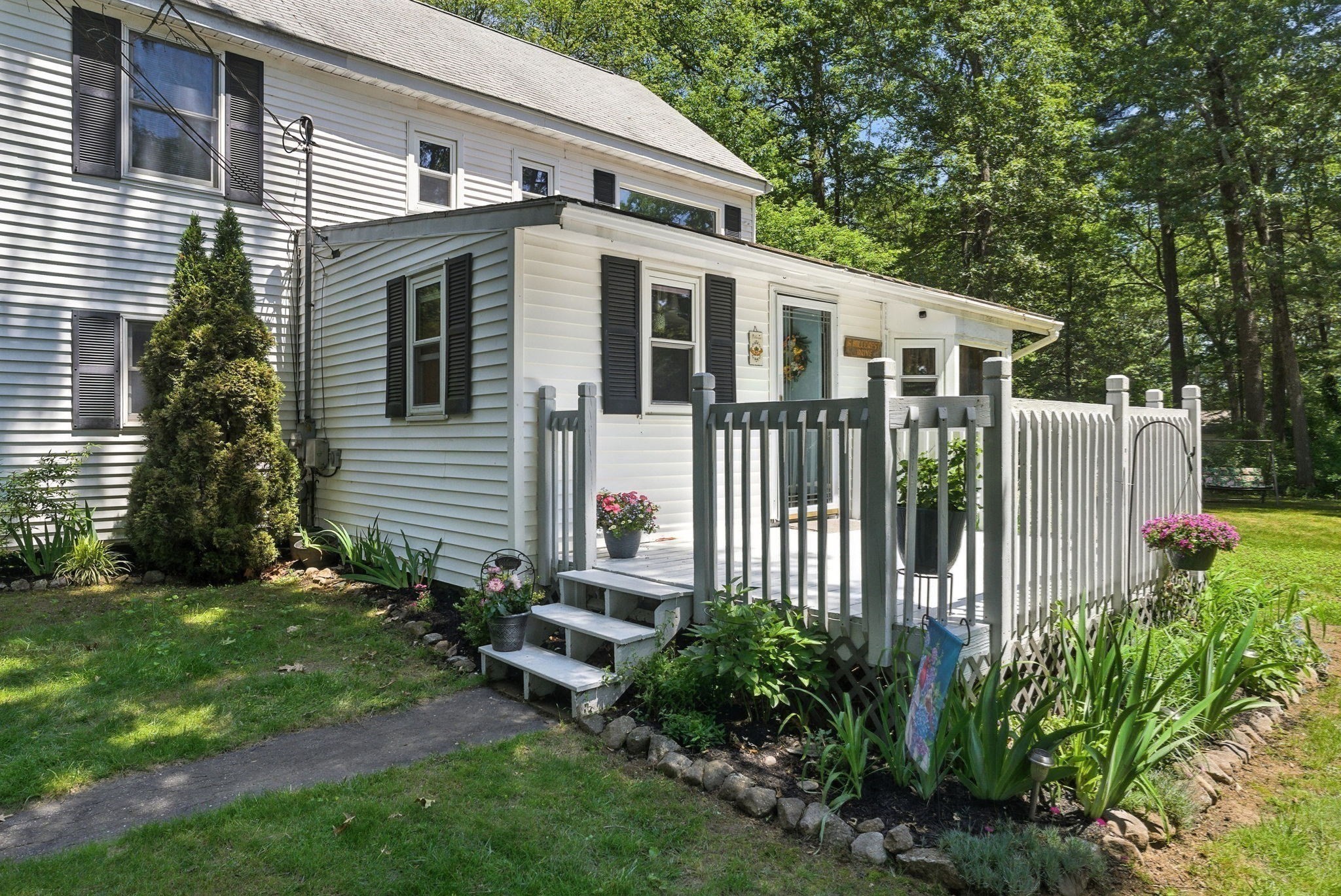 hopkinton - #73393992