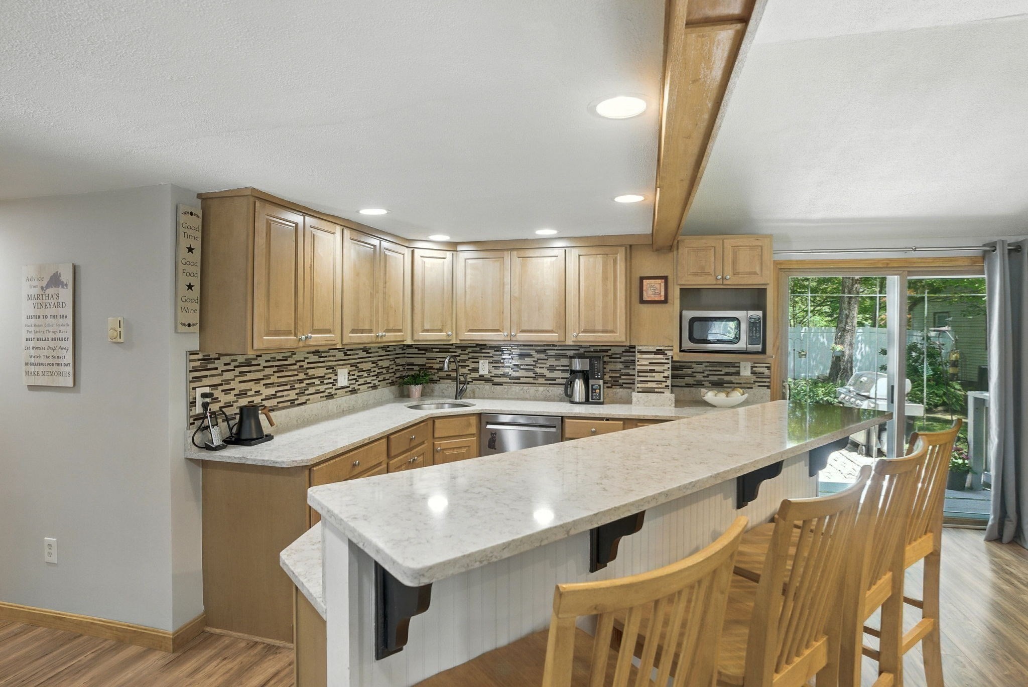 hopkinton - #73393992