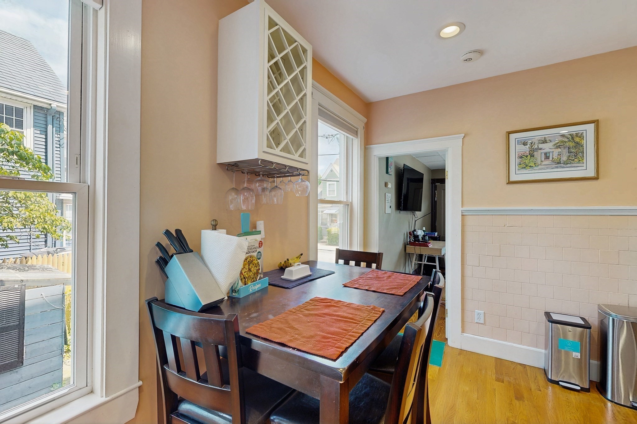 dorchester - #73394012