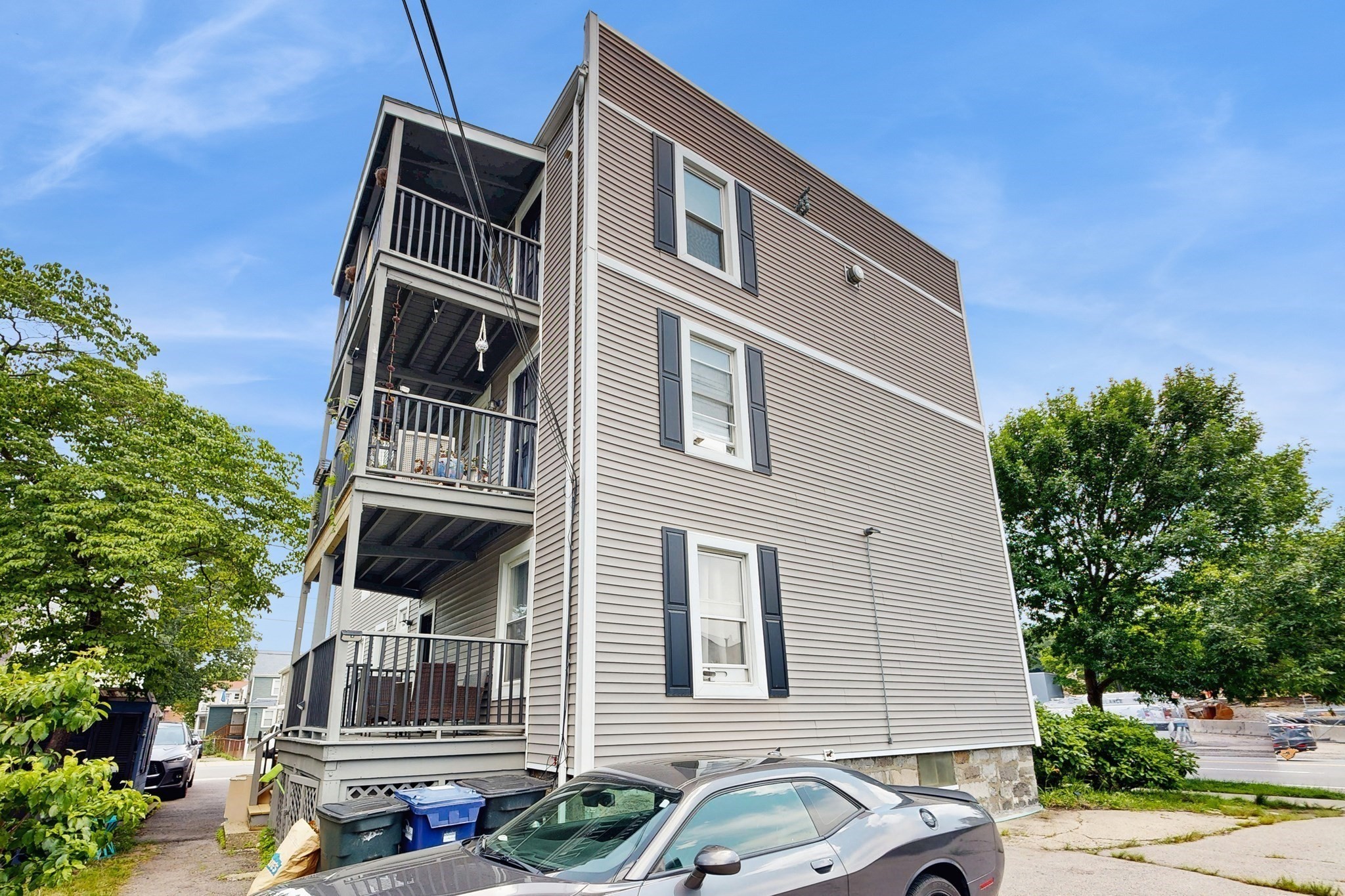 dorchester - #73394012