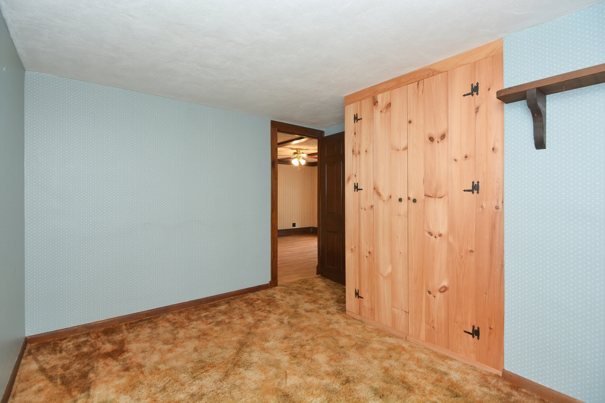 walpole - #73394149