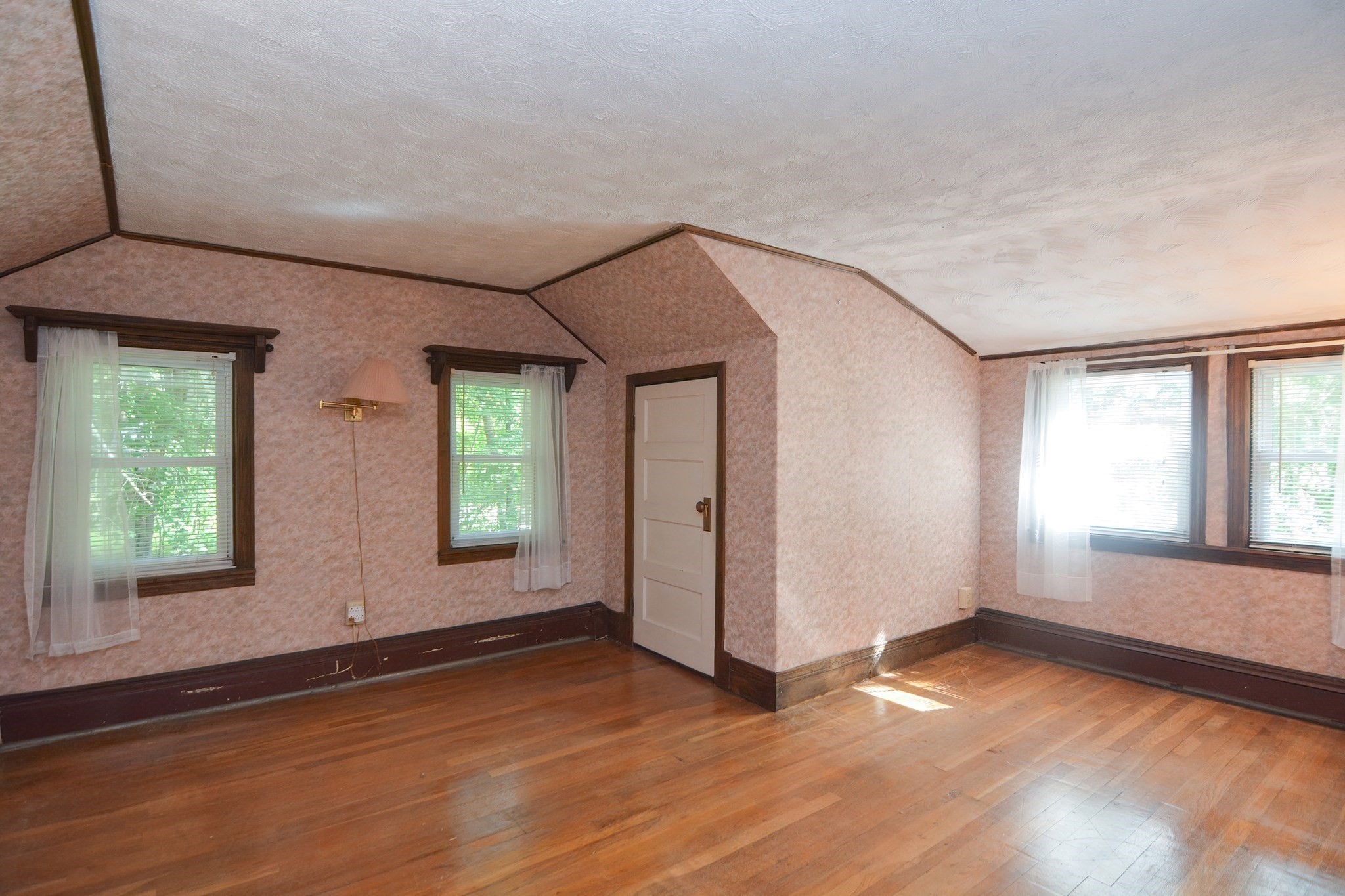 walpole - #73394149