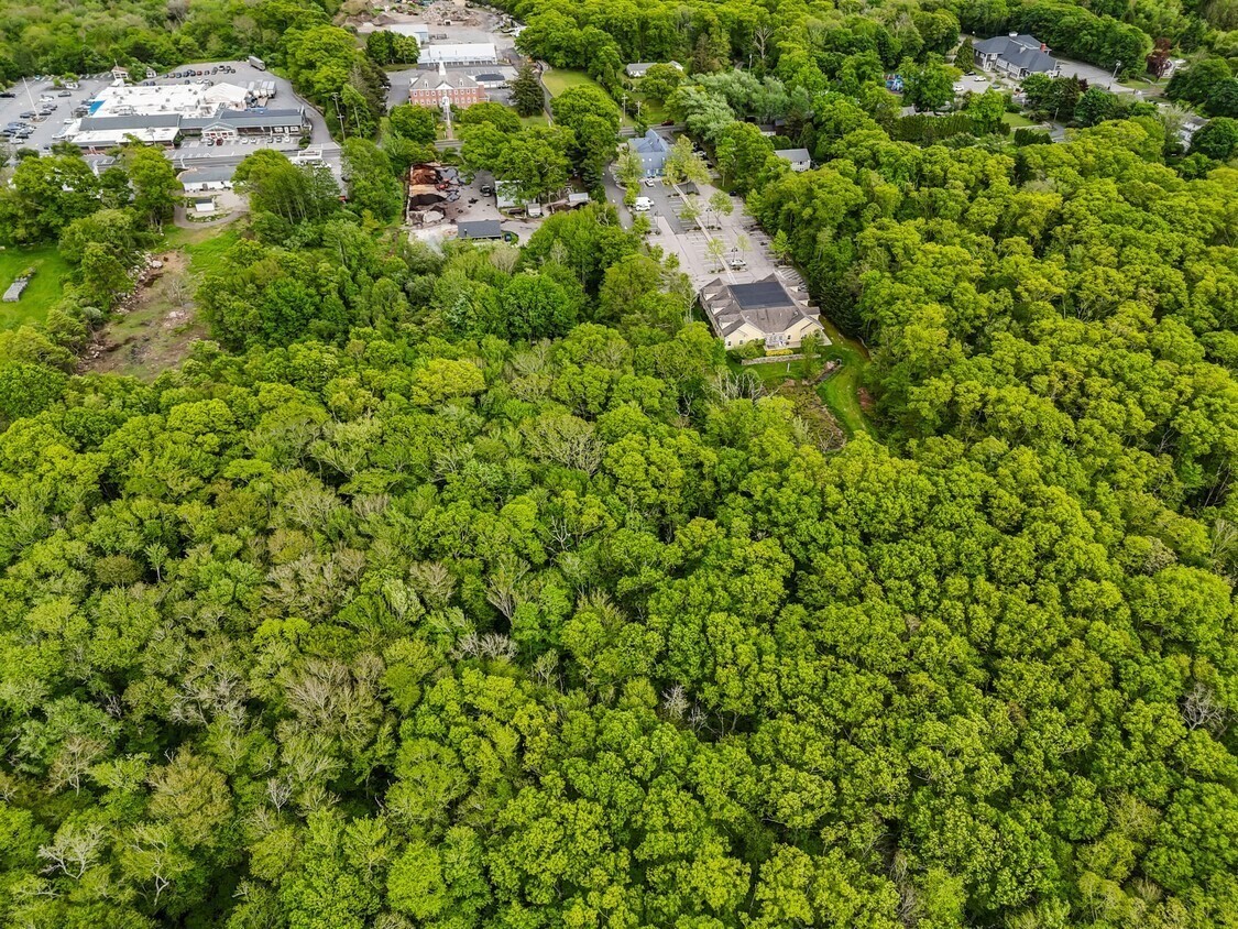 819 Main Rd, Westport, MA 02790 - Image 8