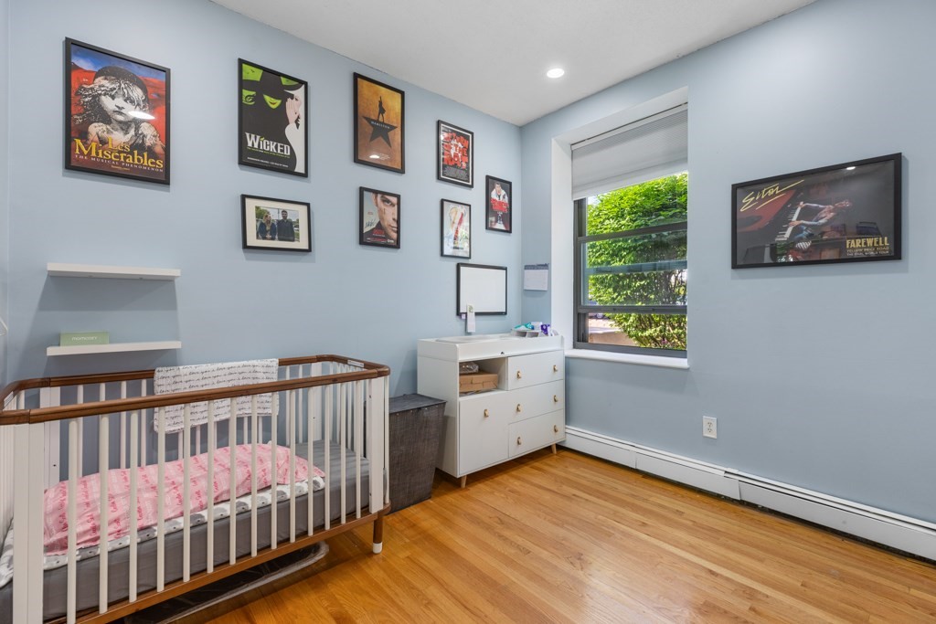 dorchester - #73394421