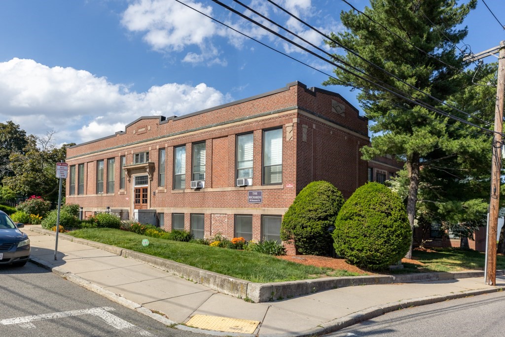 dorchester - #73394421