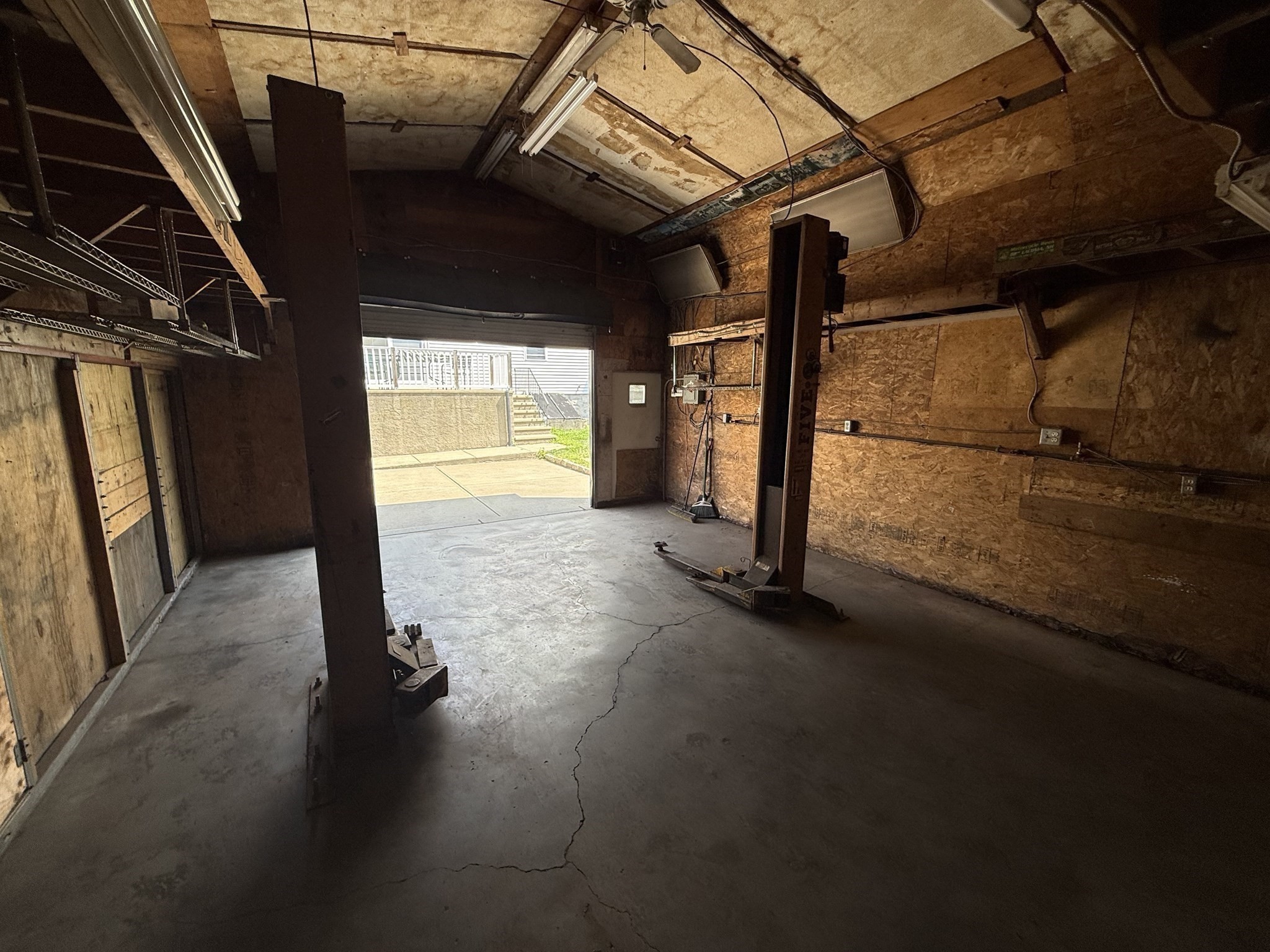 89 Lafayette St, Fall River, MA 02723 - Image 23