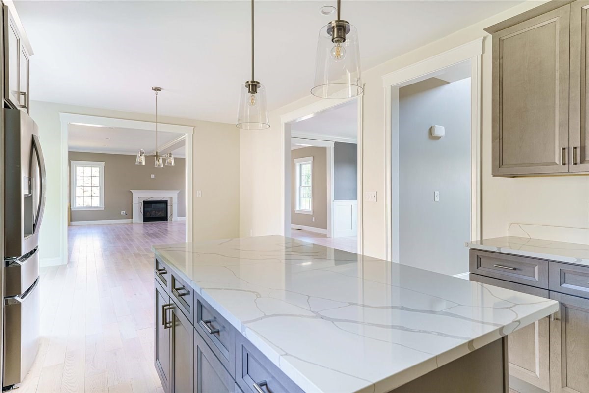 12 Valerie Run, Northbridge, MA 01534 - Image 3