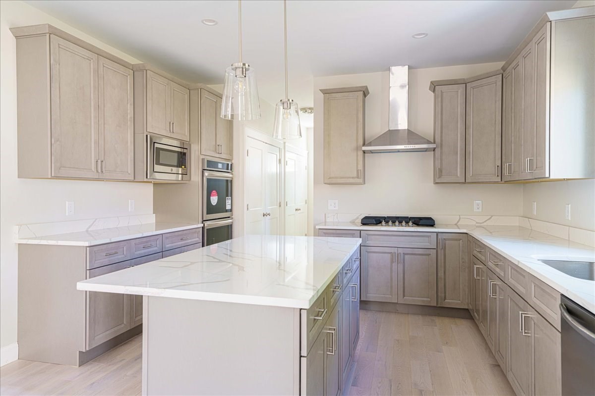 12 Valerie Run, Northbridge, MA 01534 - Image 4