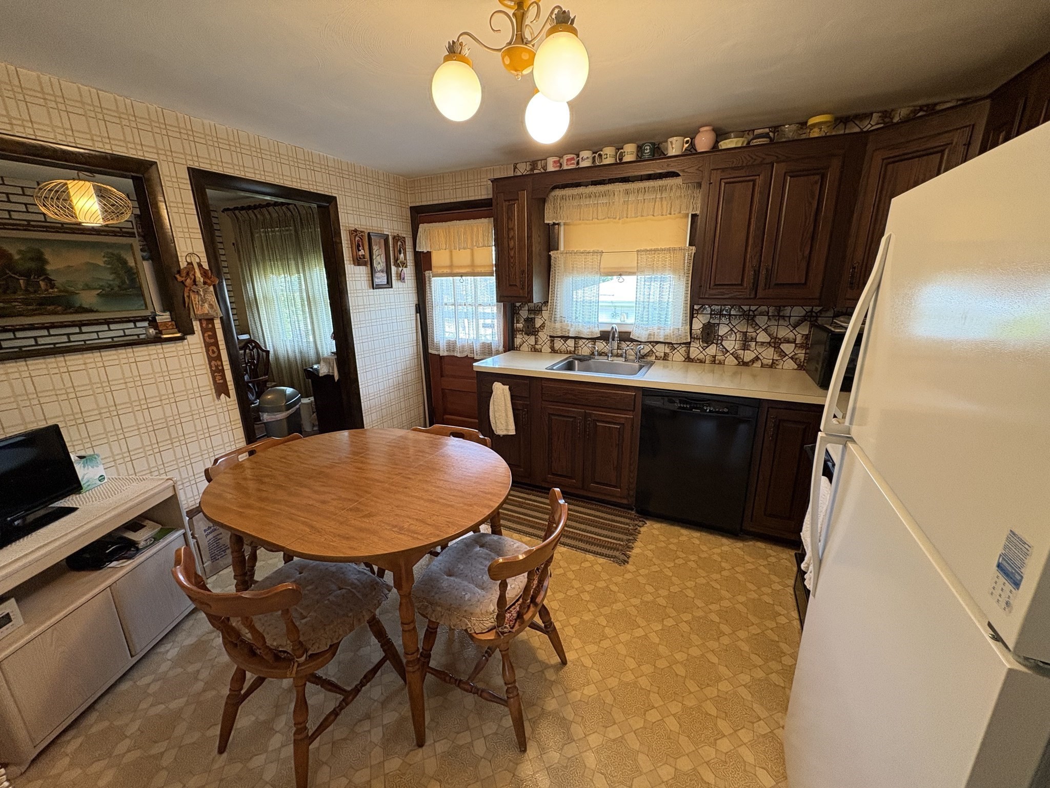 brockton - #73395464