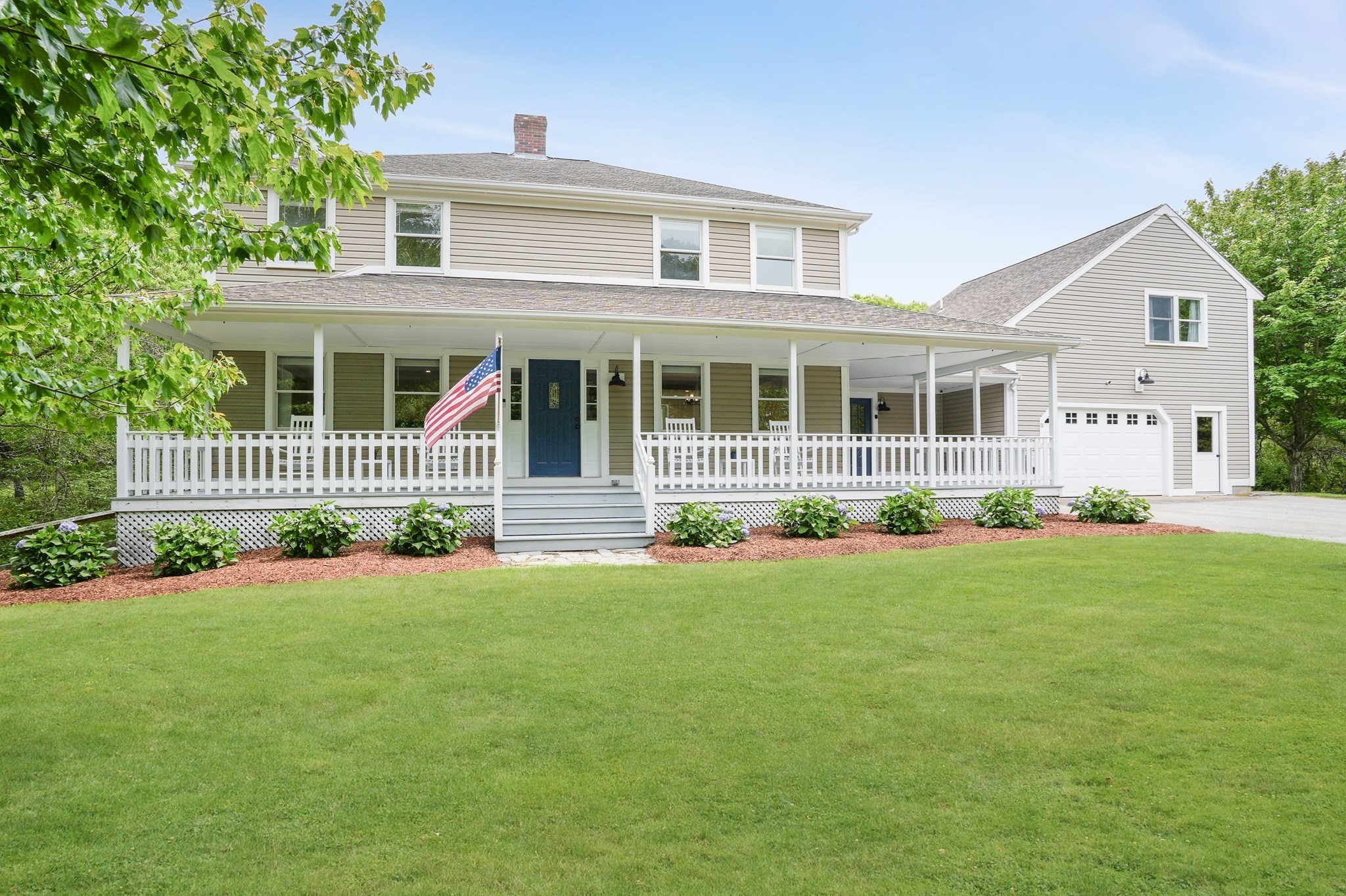 11 Huckleberry Hill Lane, Edgartown, MA 02539
