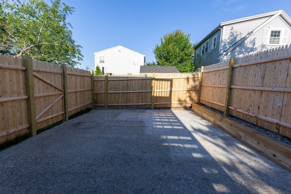 18 Beach St, Plymouth, MA 02360 - Image 39