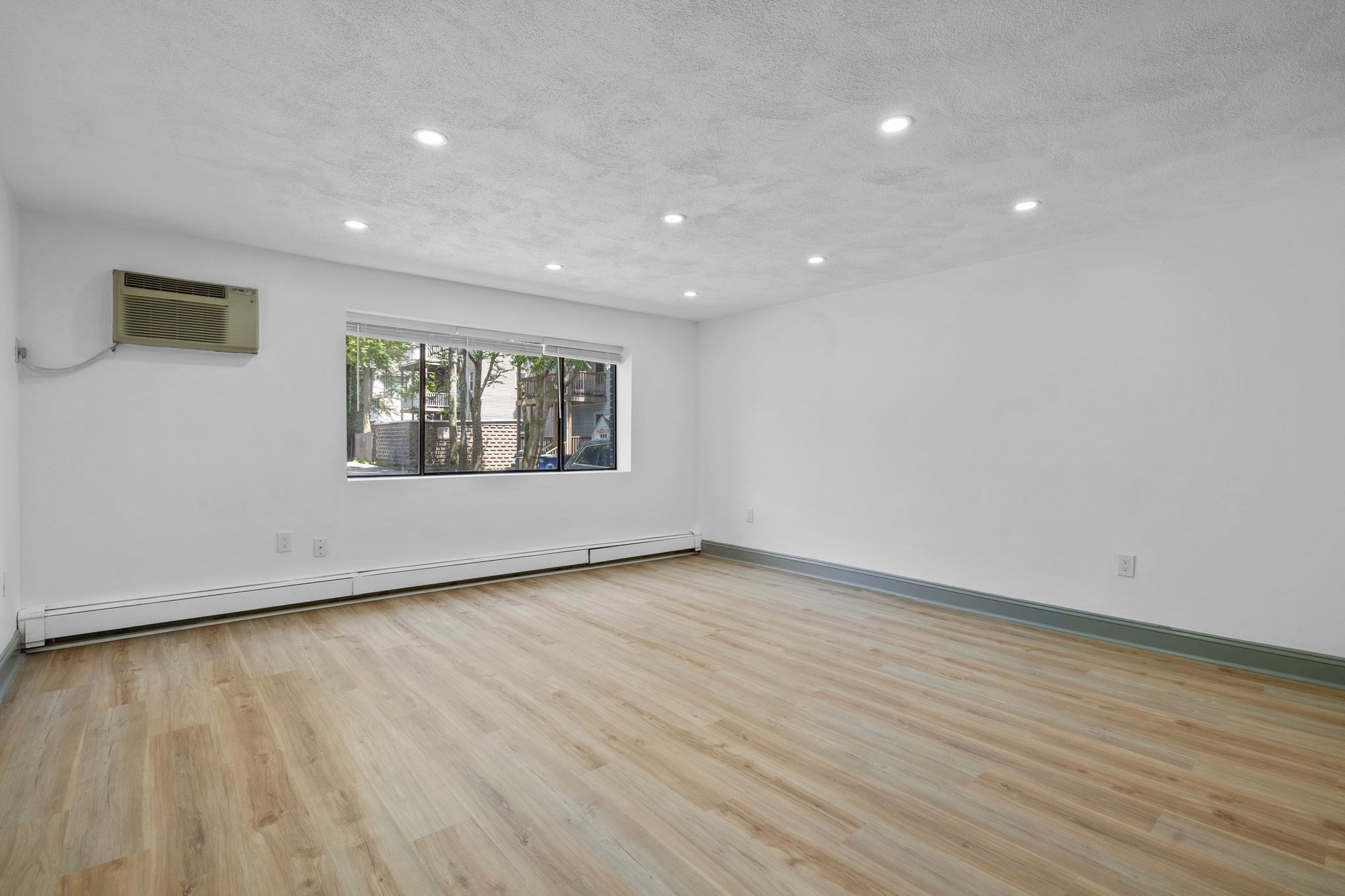 somerville - #73396504