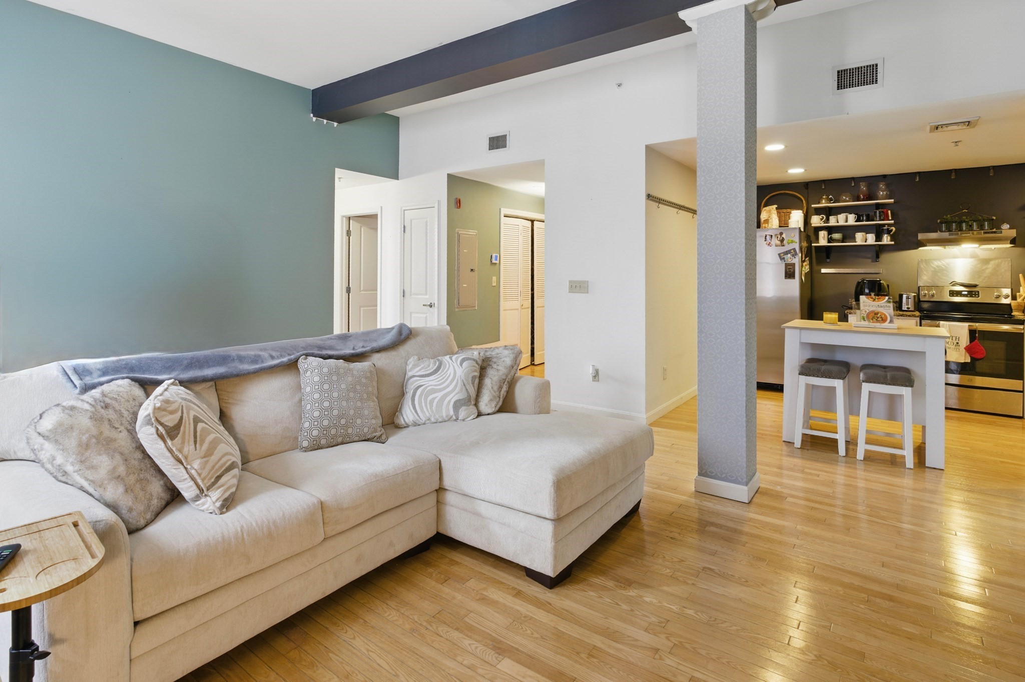 170 Oxford St Unit 402, Lynn, MA 01901