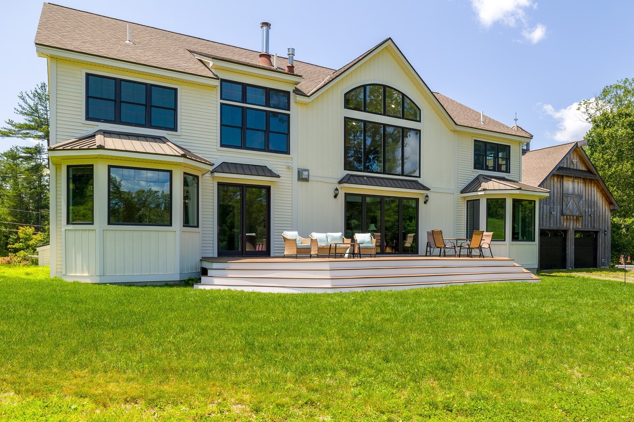 19 Hardscrabble Rd, Sterling, MA 01564