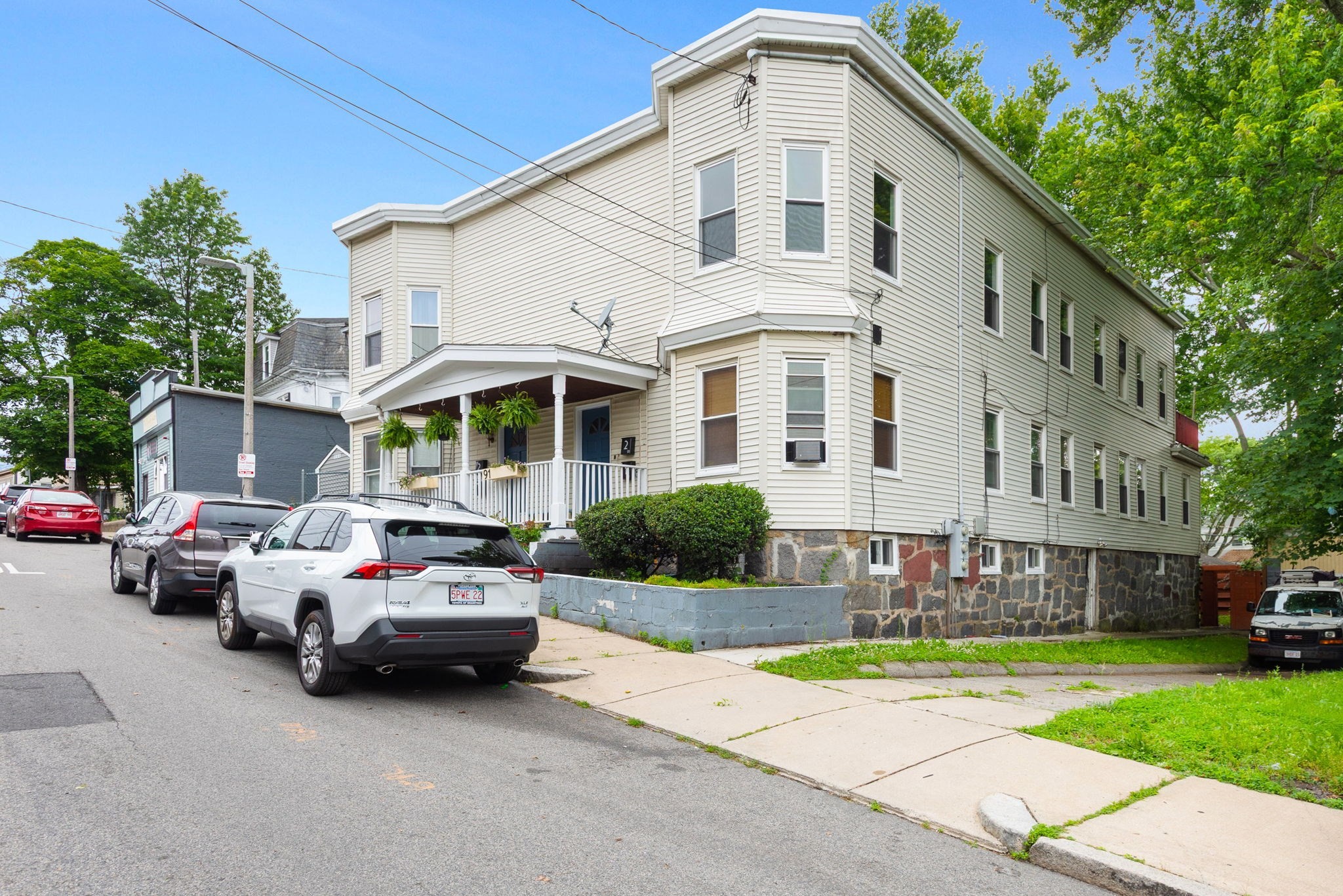 dorchester - #73396650