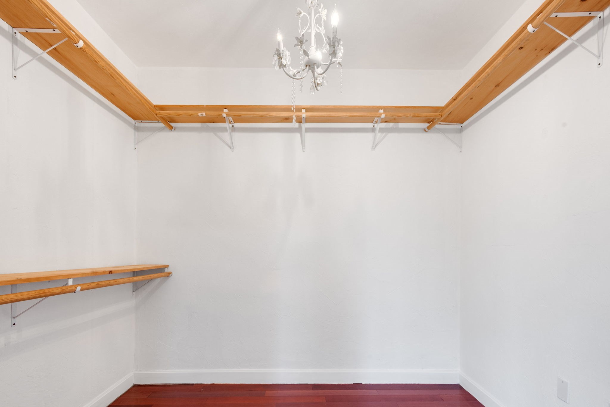 dorchester - #73396650