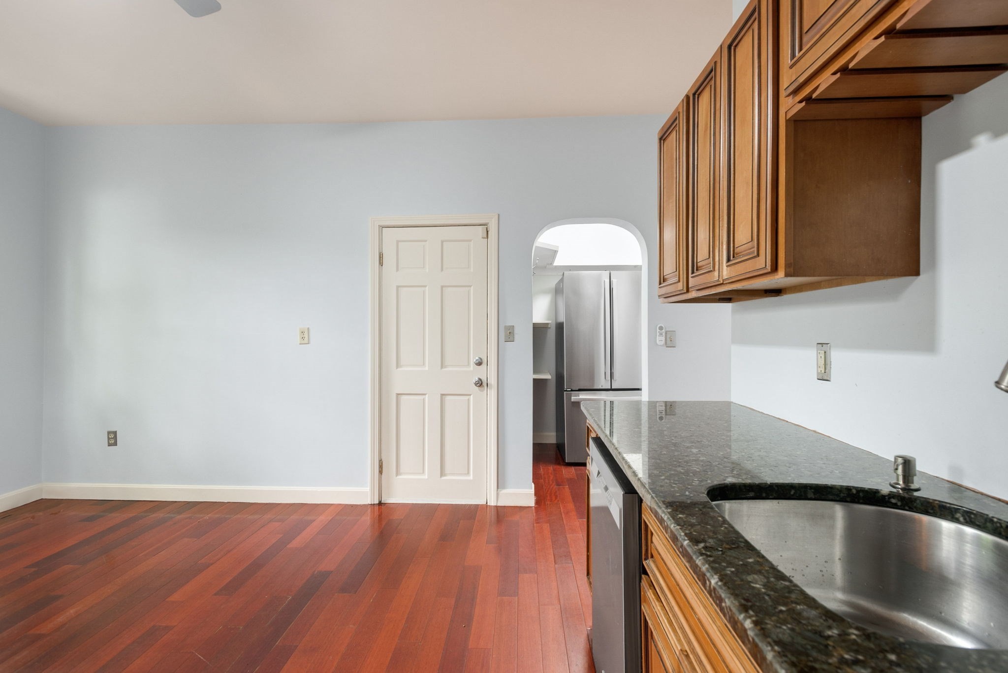 dorchester - #73396650