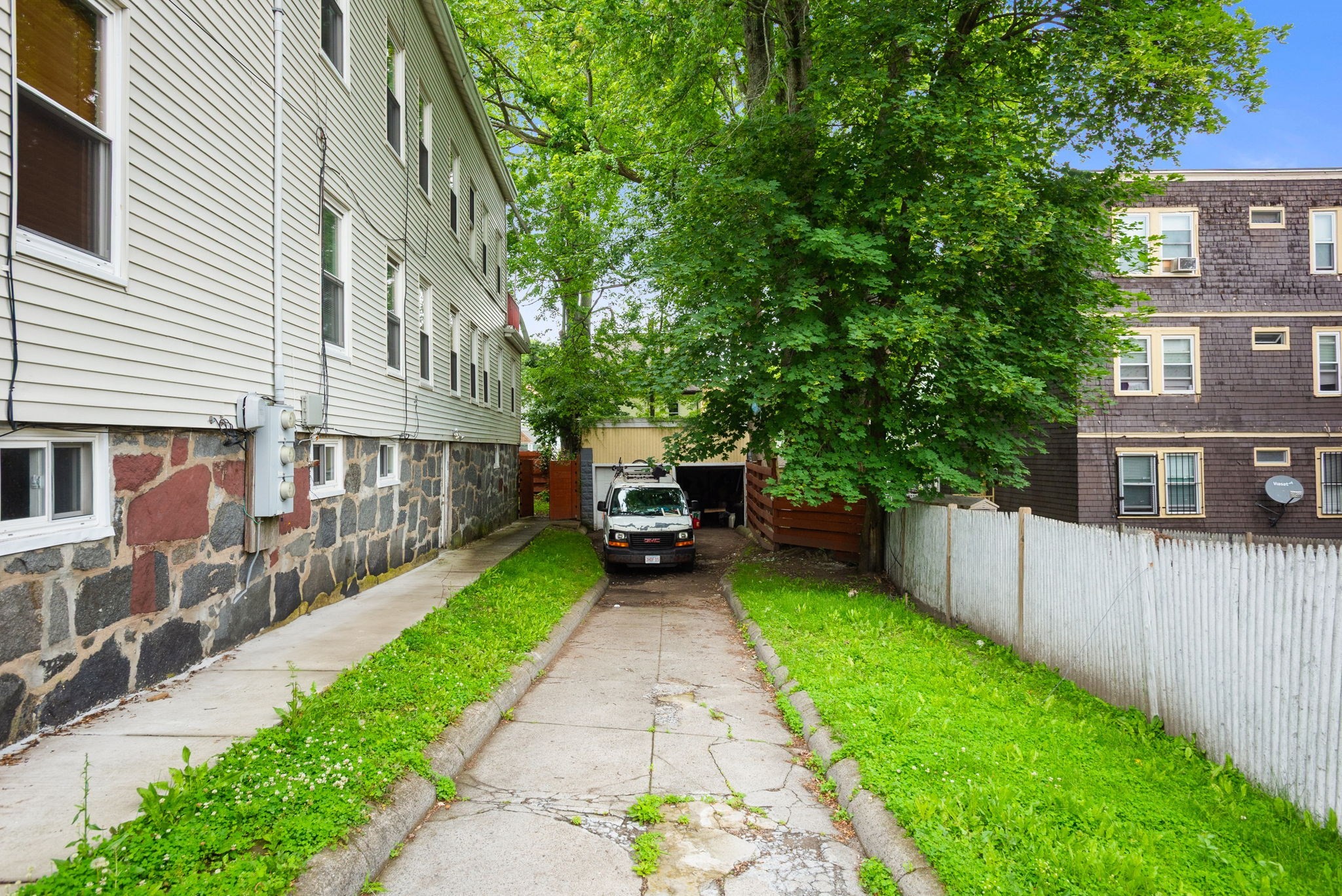 dorchester - #73396650