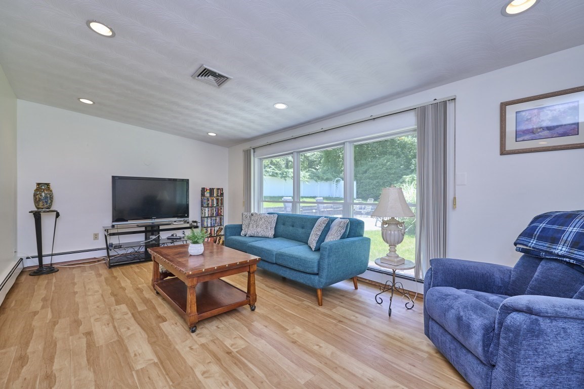framingham - #73396974