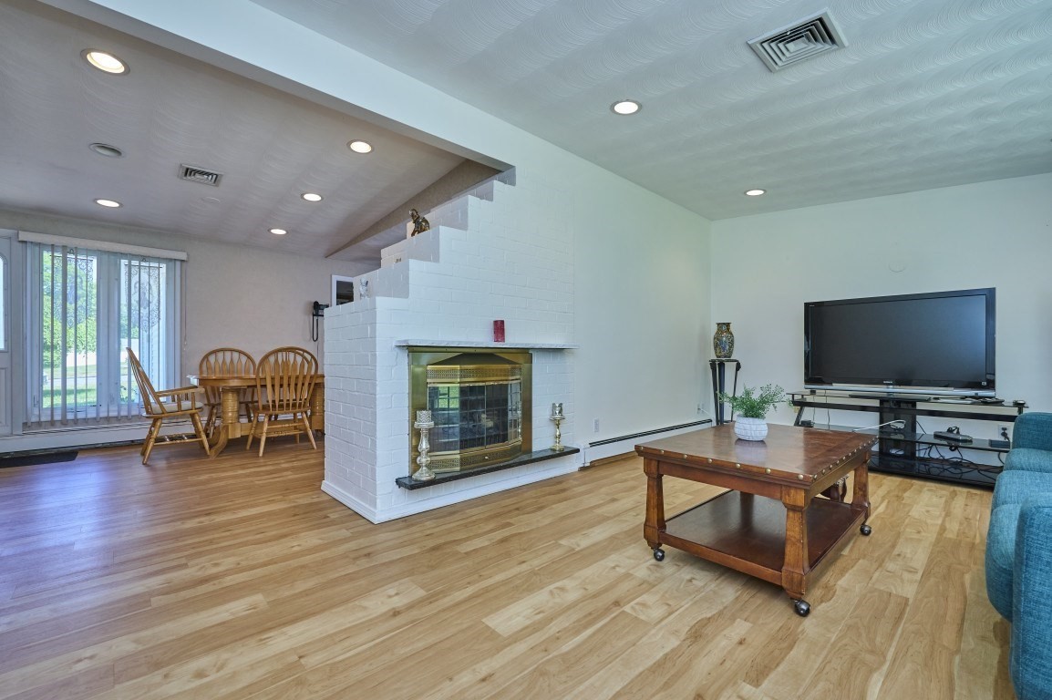 framingham - #73396974