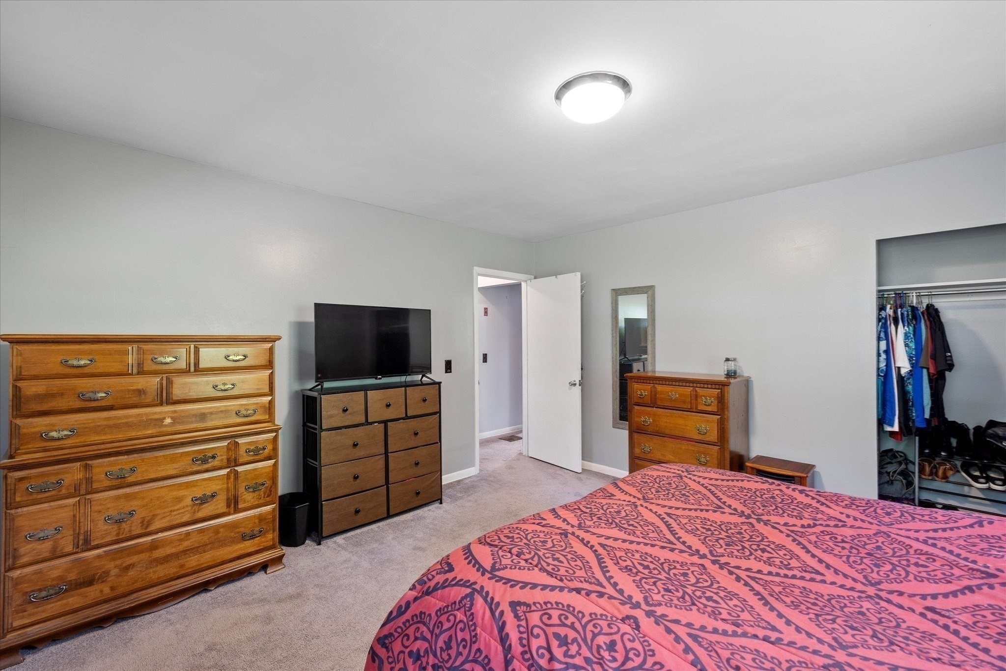 sturbridge - #73396980