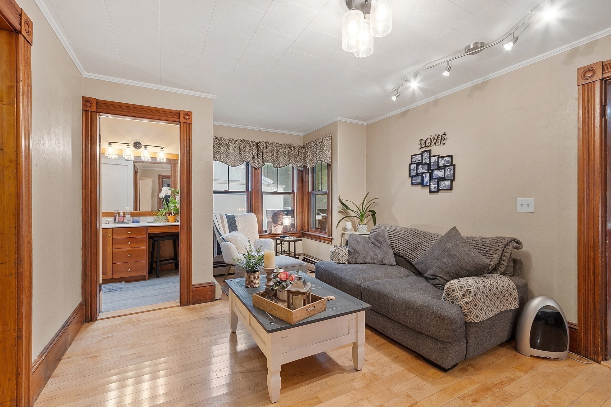 9 Pleasant St, Lunenburg, MA 01462 - Image 12